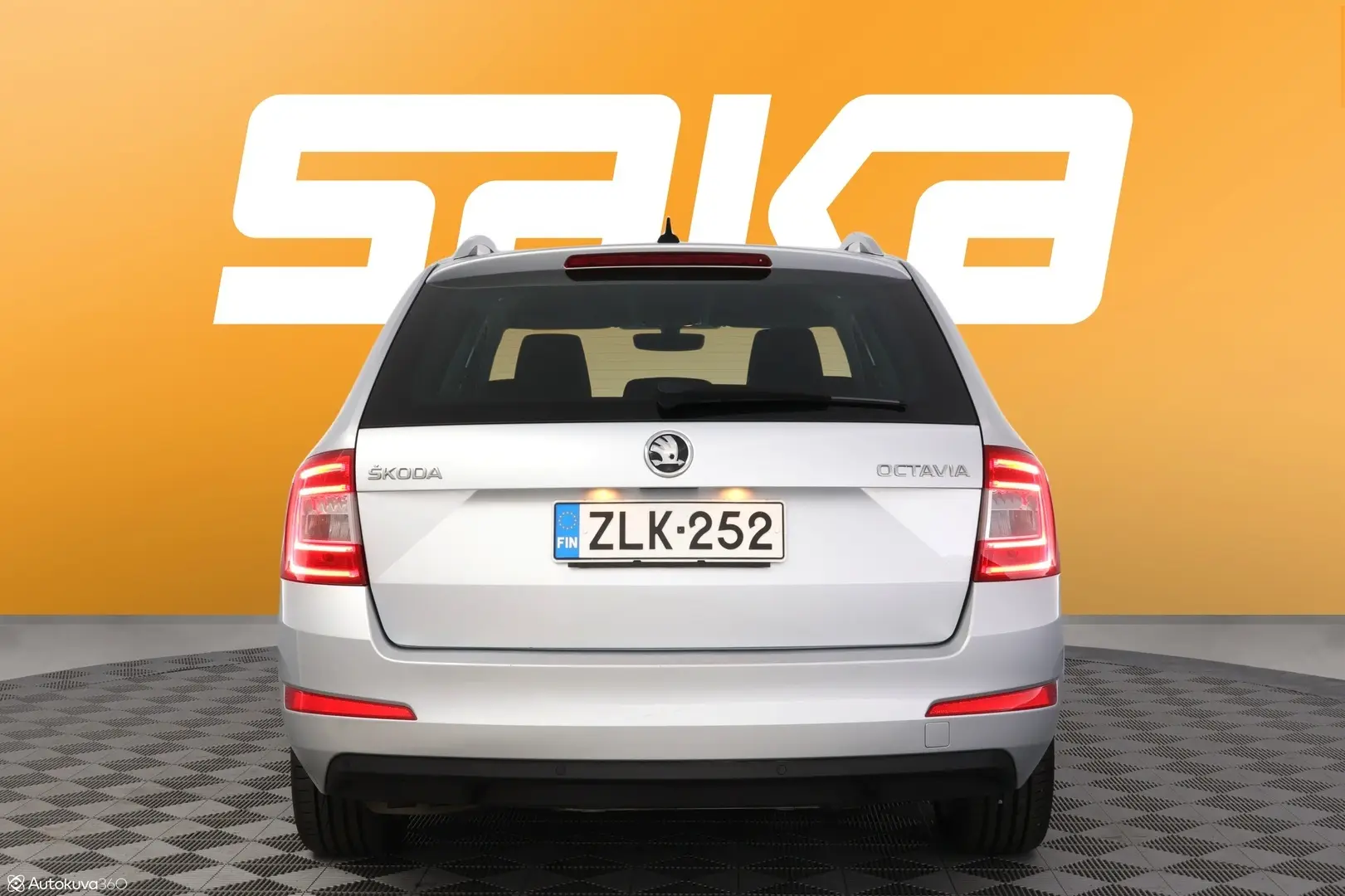 Car Image - 7lvVdkC07KkZ9sUmuseCSF