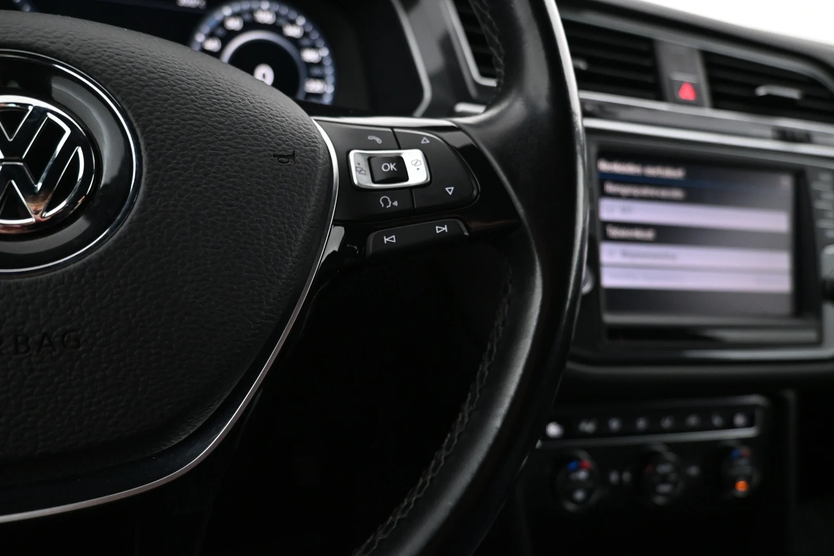 Car Image - 6cMPbRnynJ8N3dvHnqtQ3e