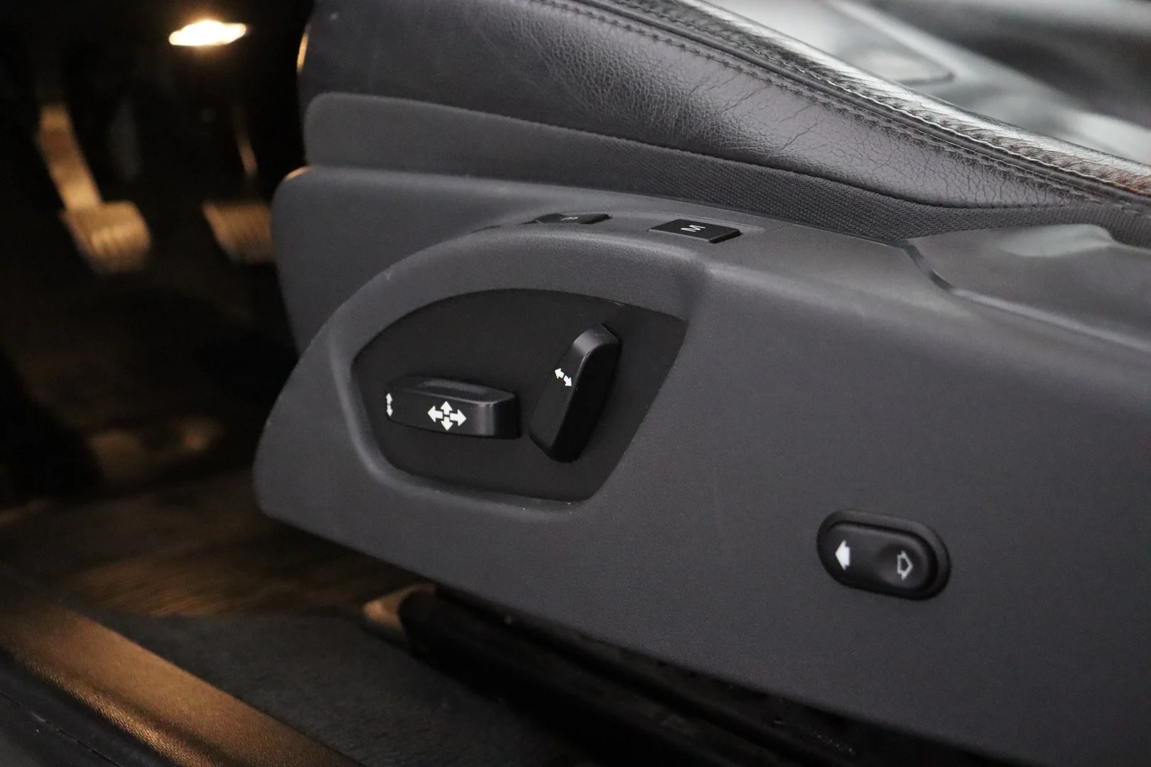 Car Image - zzFXEmwgh06aQRE17Oc88