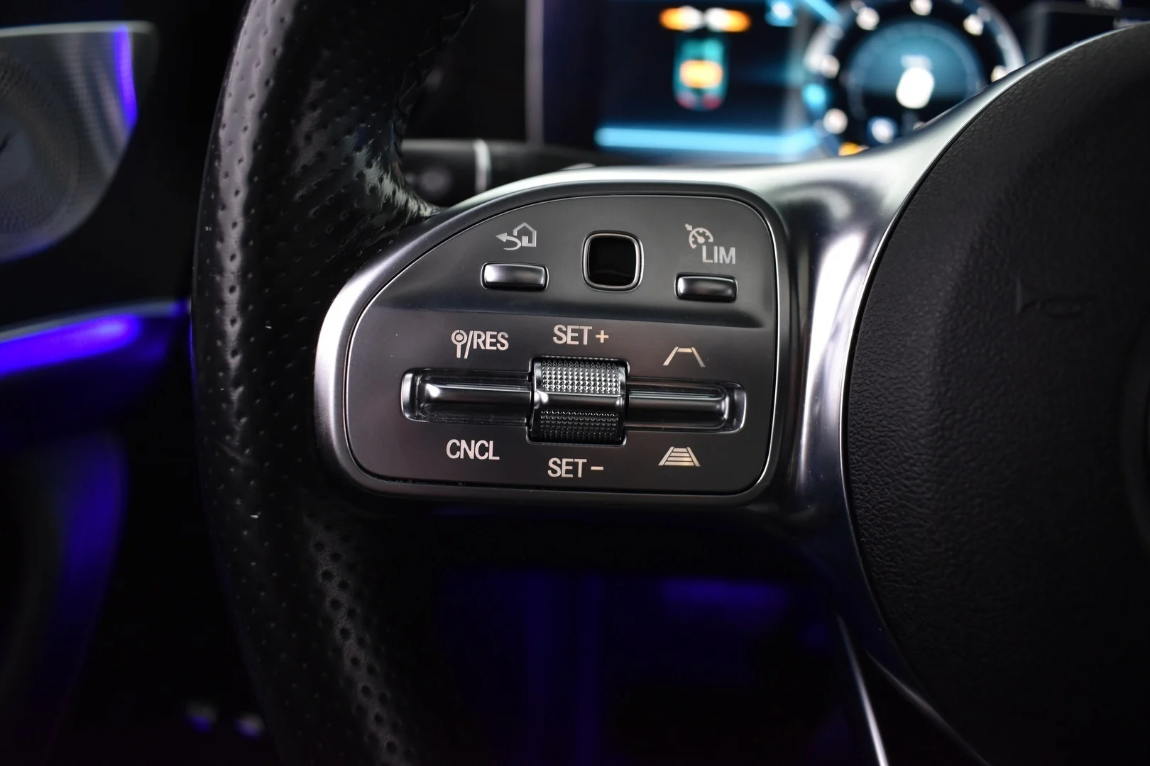 Car Image - 3dpsgkKczCyU7cgUq1DTzx