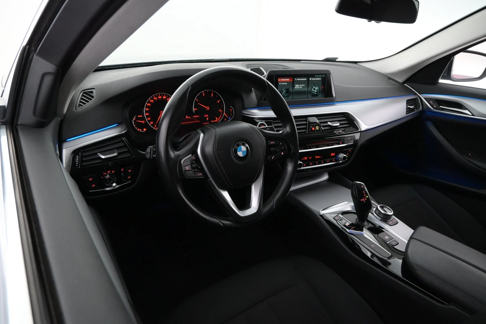 Car Image - 1iL7MsMA6X3dzzW5bp56my
