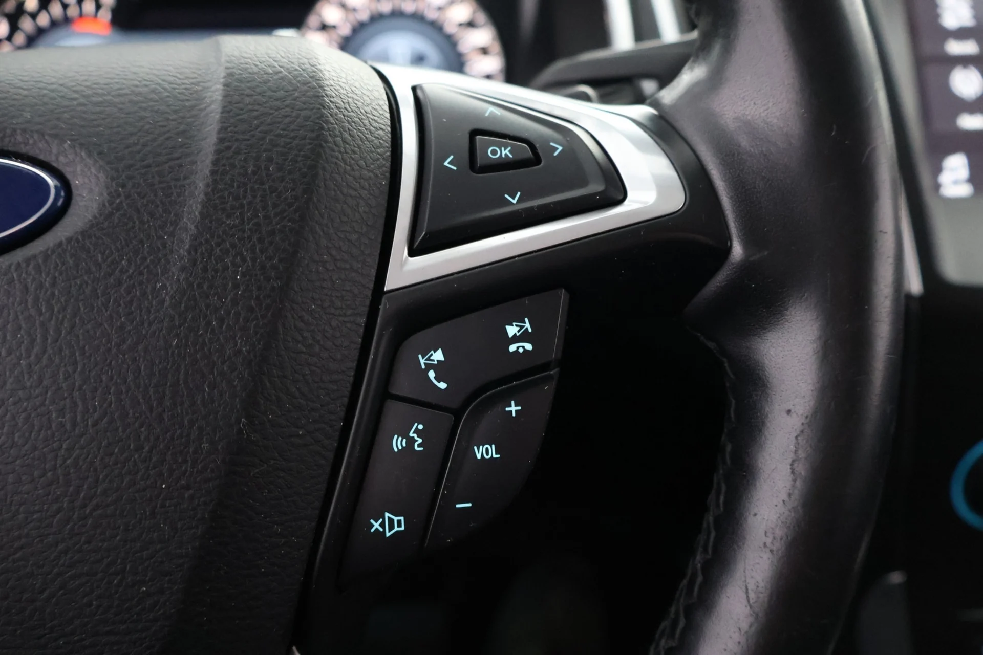 Car Image - 7DyZQlF23VlYnXG1WW6WCt