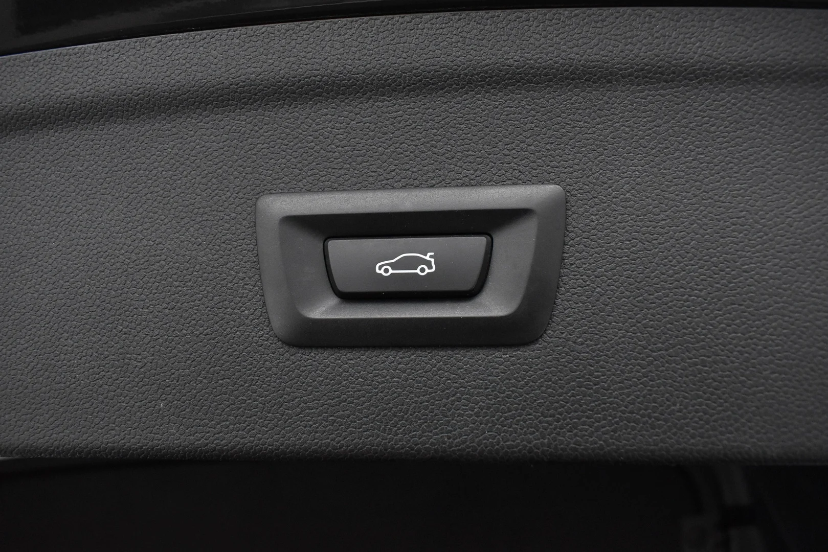 Car Image - 7xGkR1jsUJ5yc1QIlerCyd