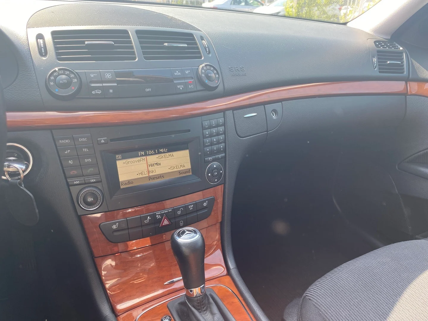 Car Image - NpEskrZLgz98jsQiqu9lS