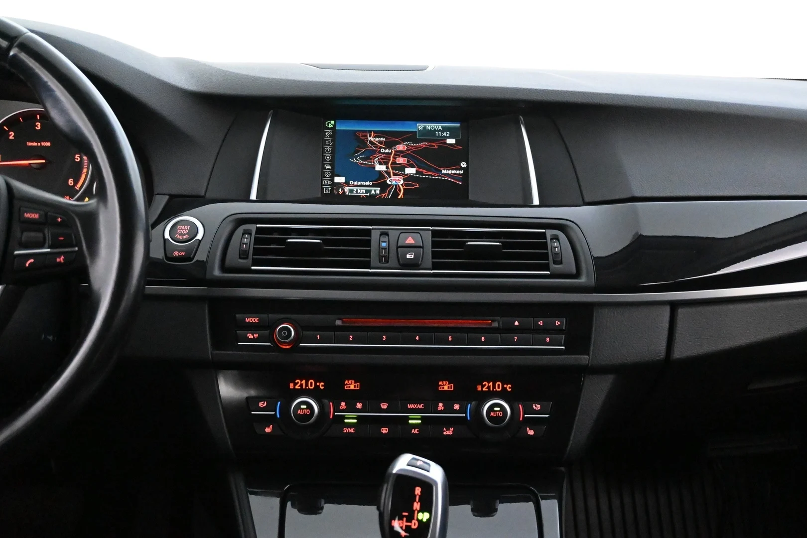 Car Image - 53mm3YxiO2YJuxRFDCdBo0