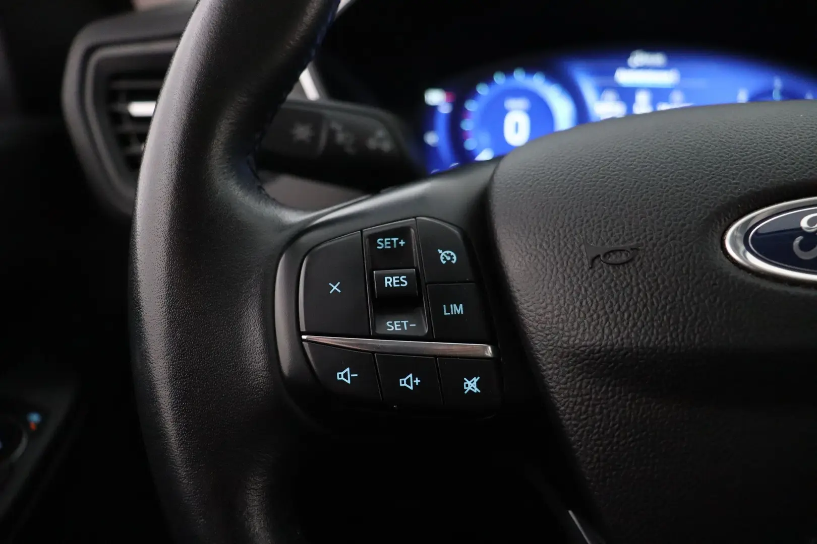 Car Image - lC1zo1oHYmuSF6GqUPZlK
