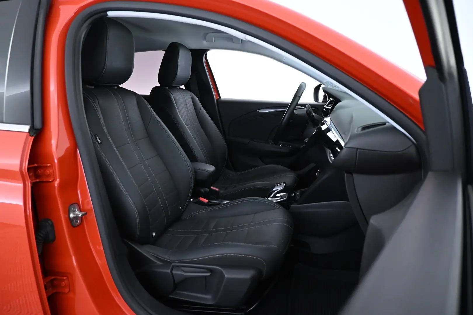 Car Image - 18XIqDCMN6yVPrFv7ybYKy