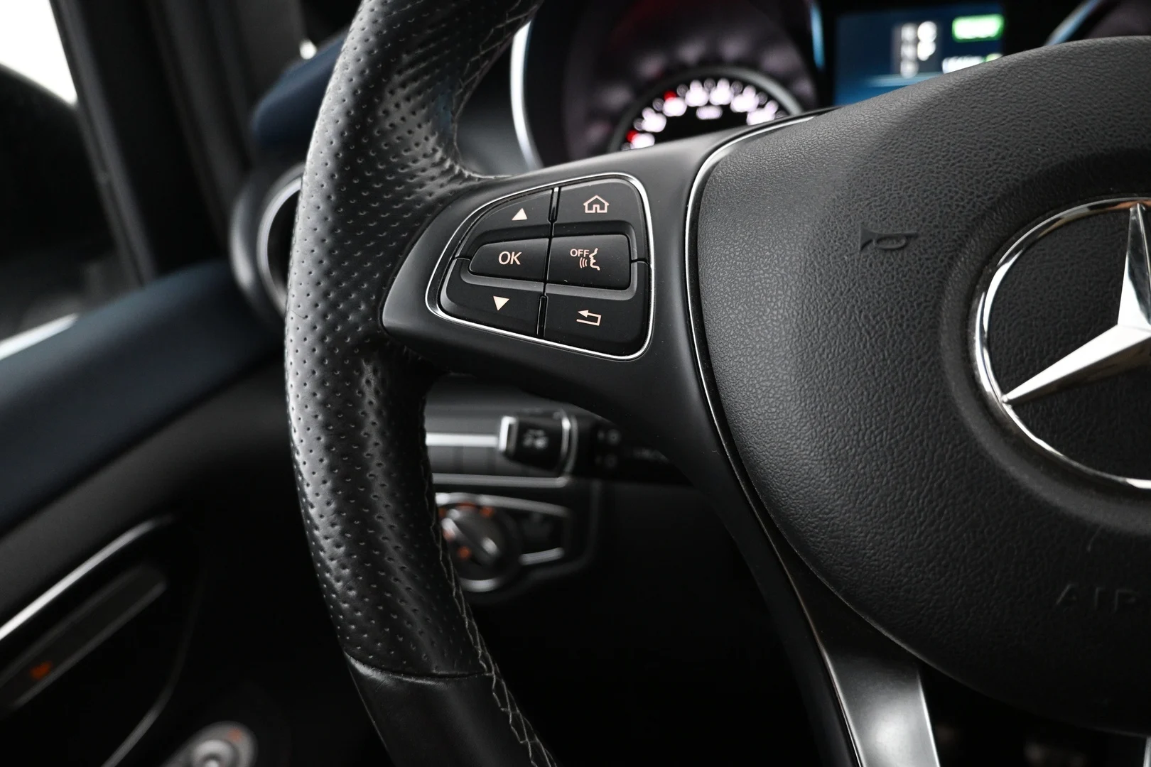 Car Image - 4klSfUZYm3l7yrnvE0w0ij