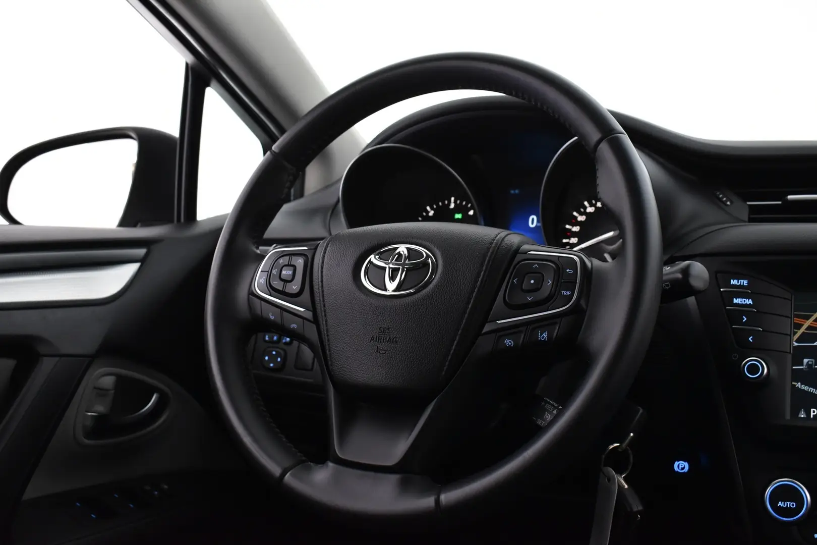 Car Image - 6CrCPQNx2OB5SduDKEqmOu