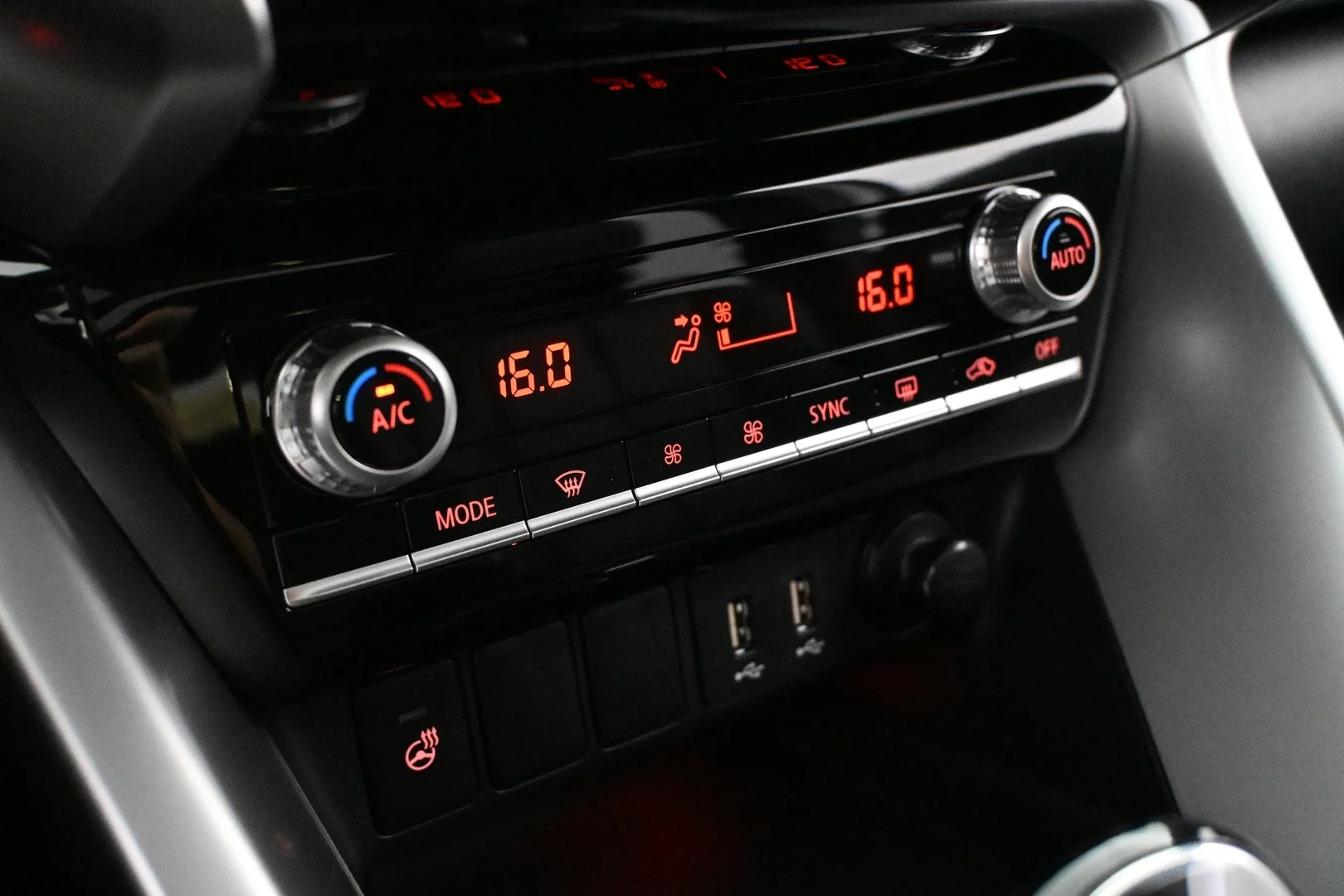 Car Image - 60vO5Q38GkaVIcVXb3hBFM