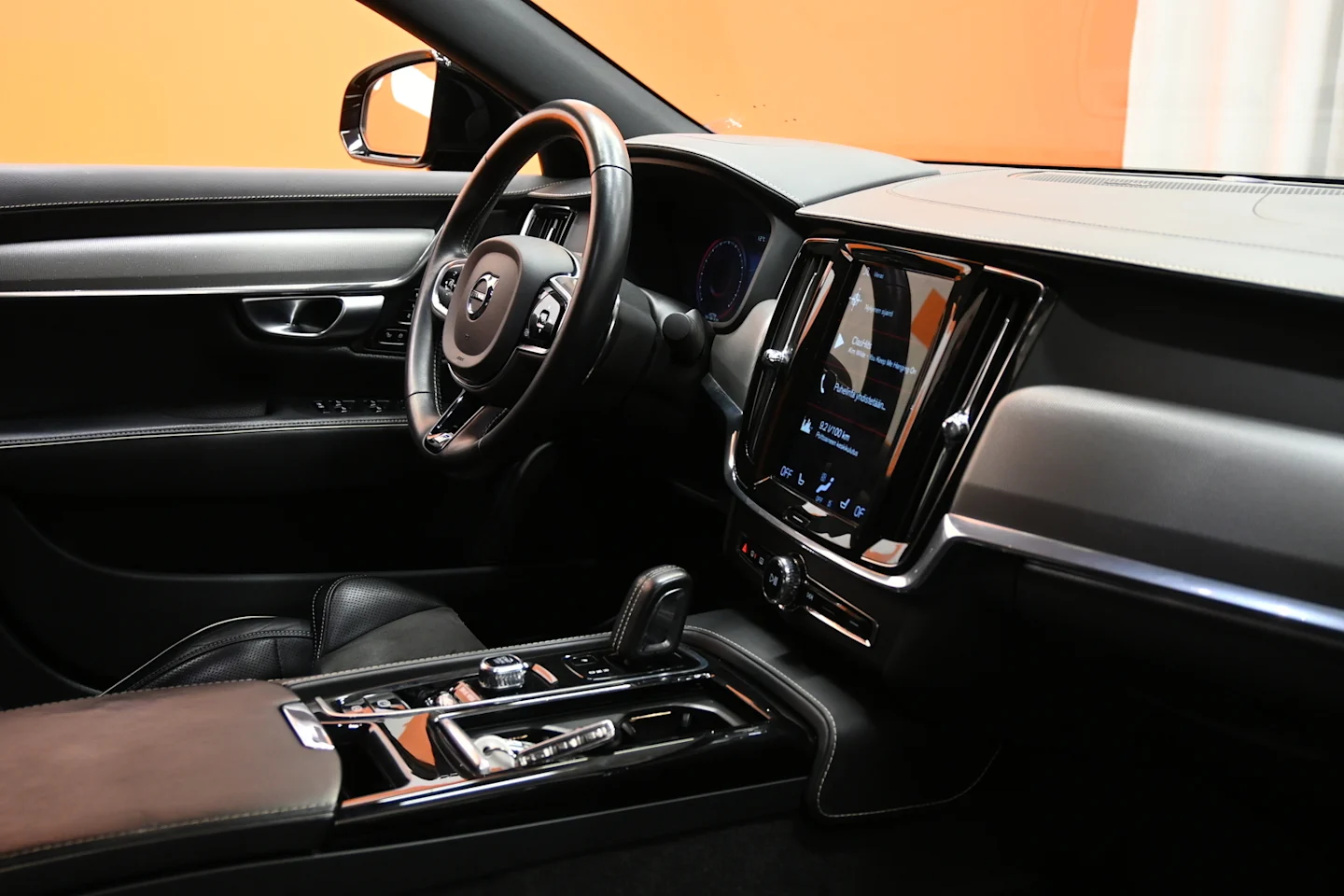Car Image - 7uA1qSiMrZqz8cOSy1V6cZ