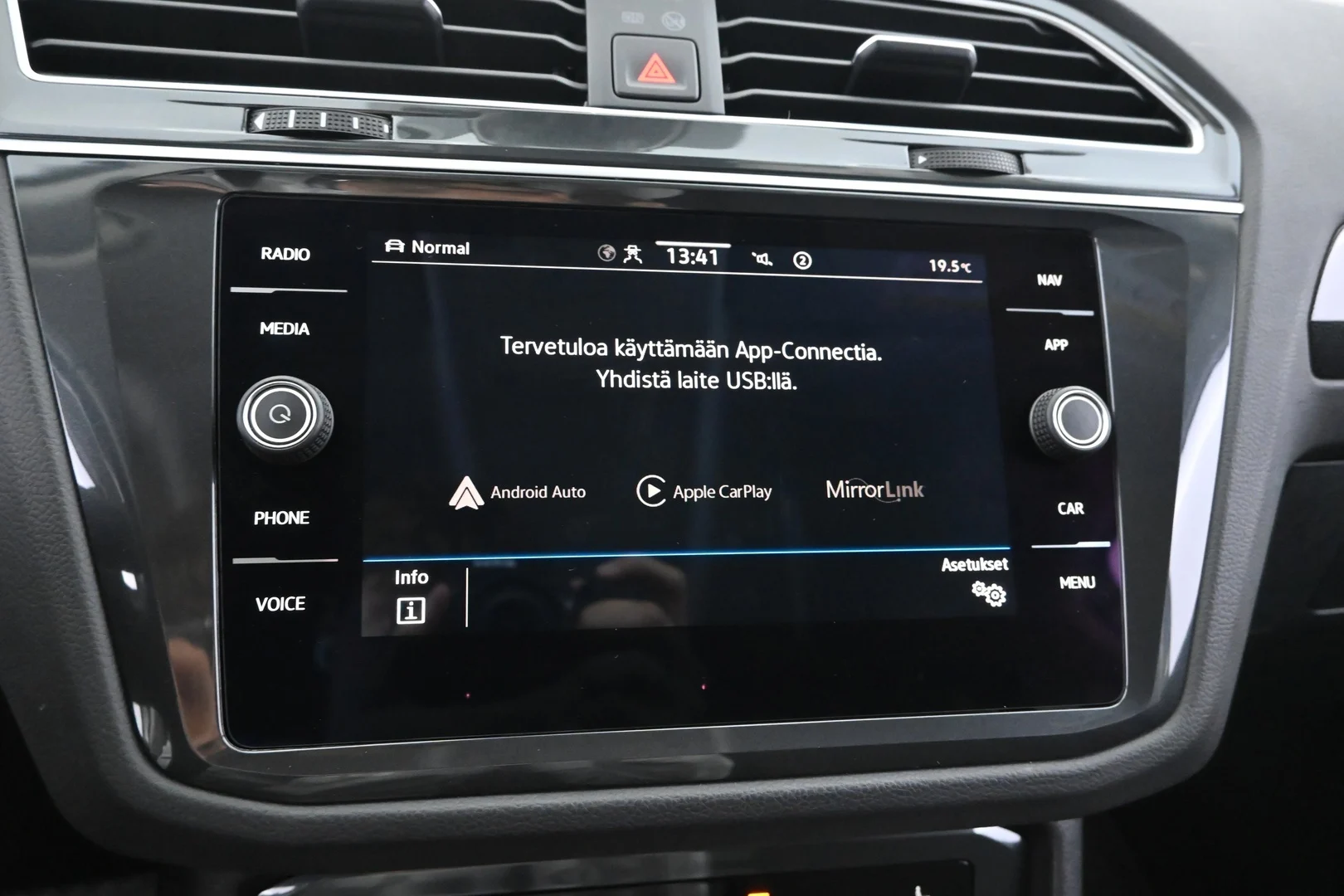Car Image - 70Se5mDaqb3aVEqFeMXCBk