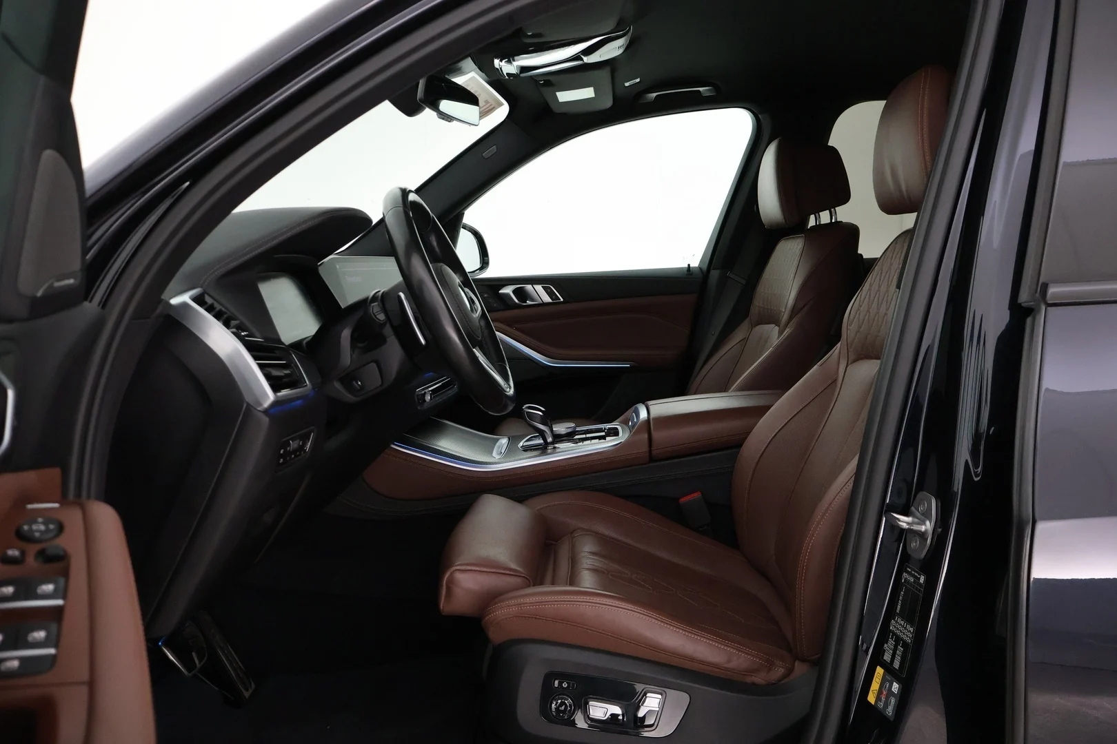 Car Image - 2cG4PzRxBoK6DGMt3IVOck