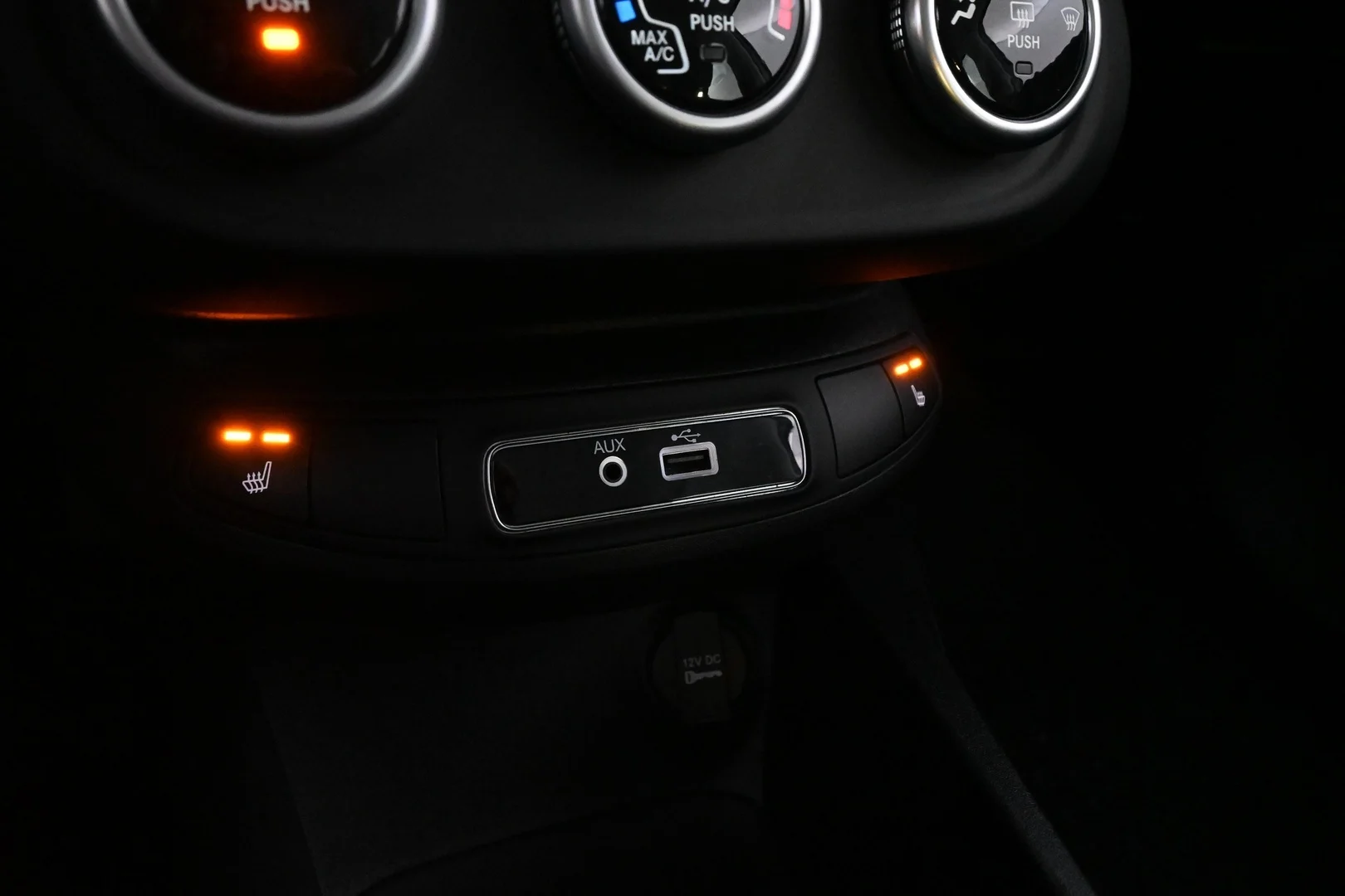 Car Image - 3WFms9UNNLzDfQb3NTgTZH