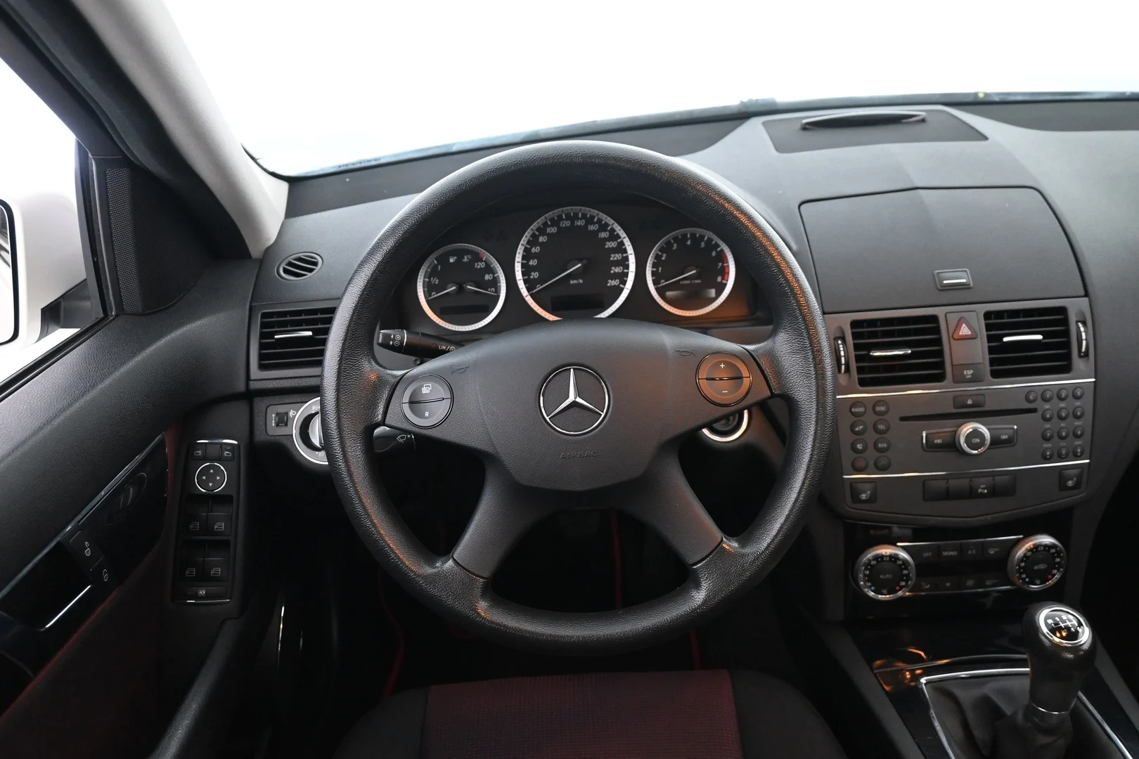 Car Image - 250wZNHzF7OKVX5KleWge2