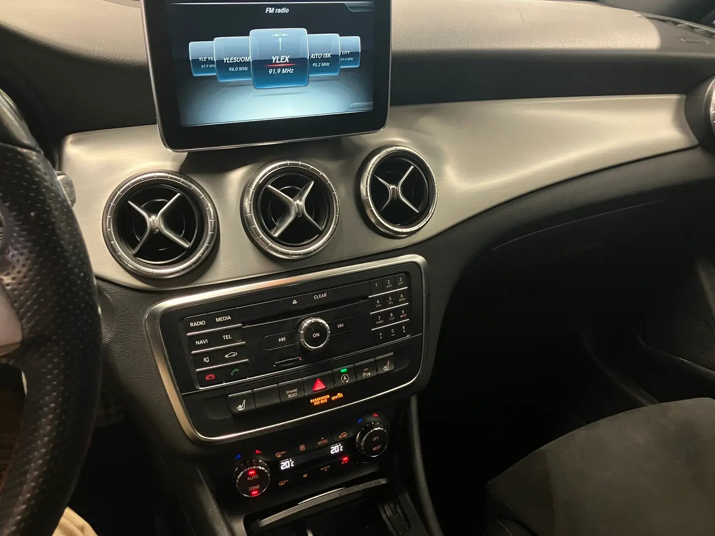 Car Image - 5r9VNTVskdLwyDSItoEkPU
