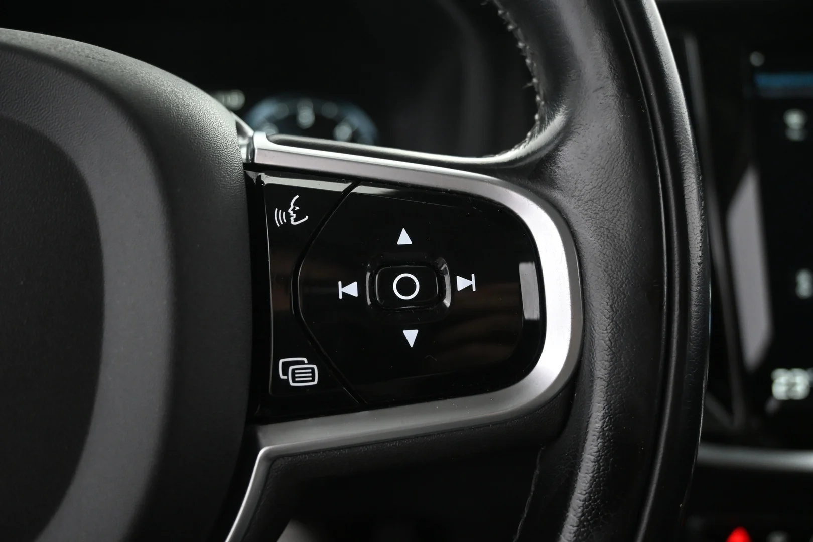 Car Image - zxYRzFAHdHN8ONIIRShCw