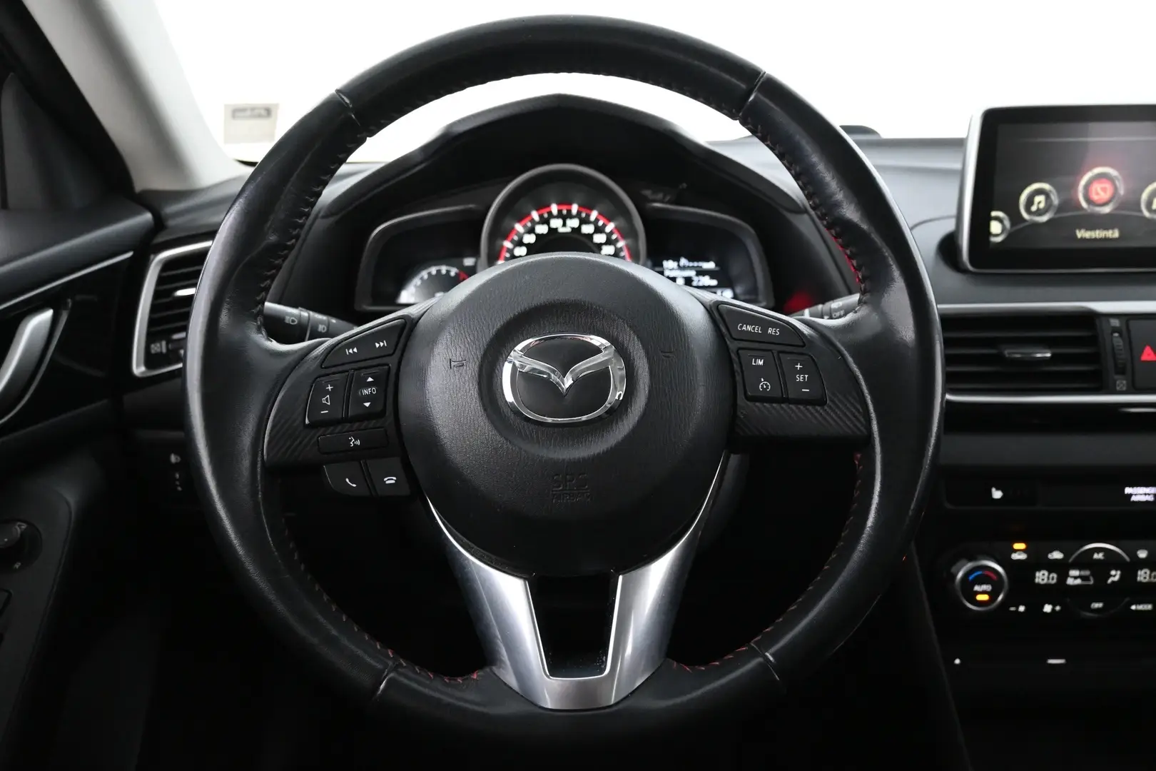 Car Image - 3XpqR2Bt6zTg4O96ONSkvH