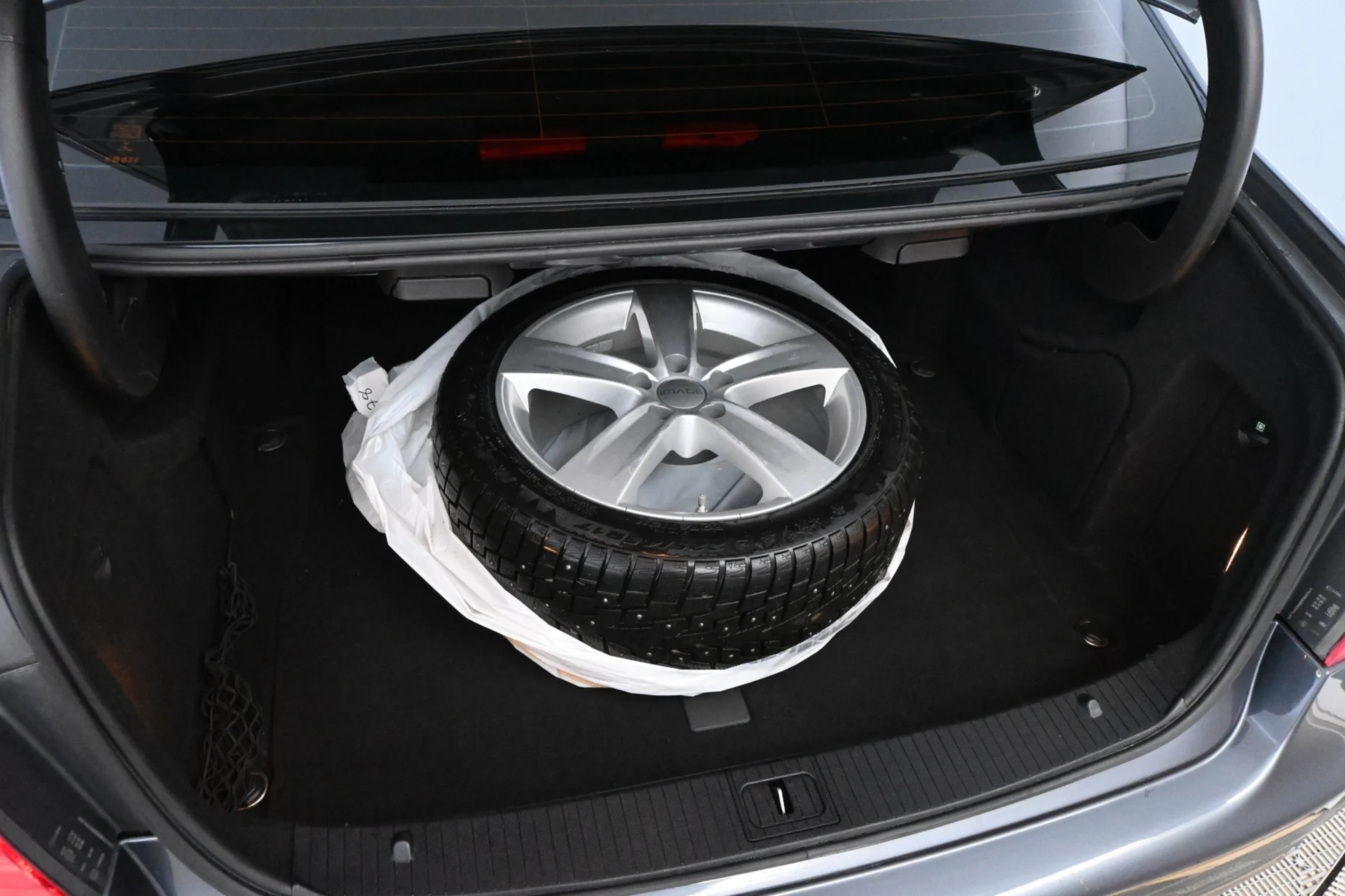 Car Image - 4bqGaFo0D0dkWJmkuf8bTT