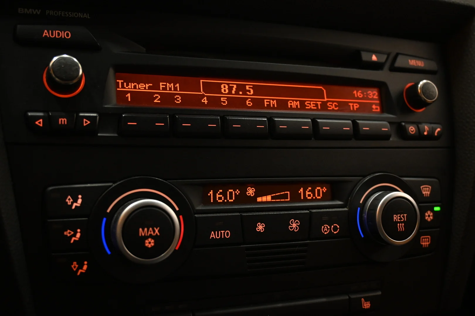 Car Image - 7fZ1FF0h4xasxzhyzMK6jh