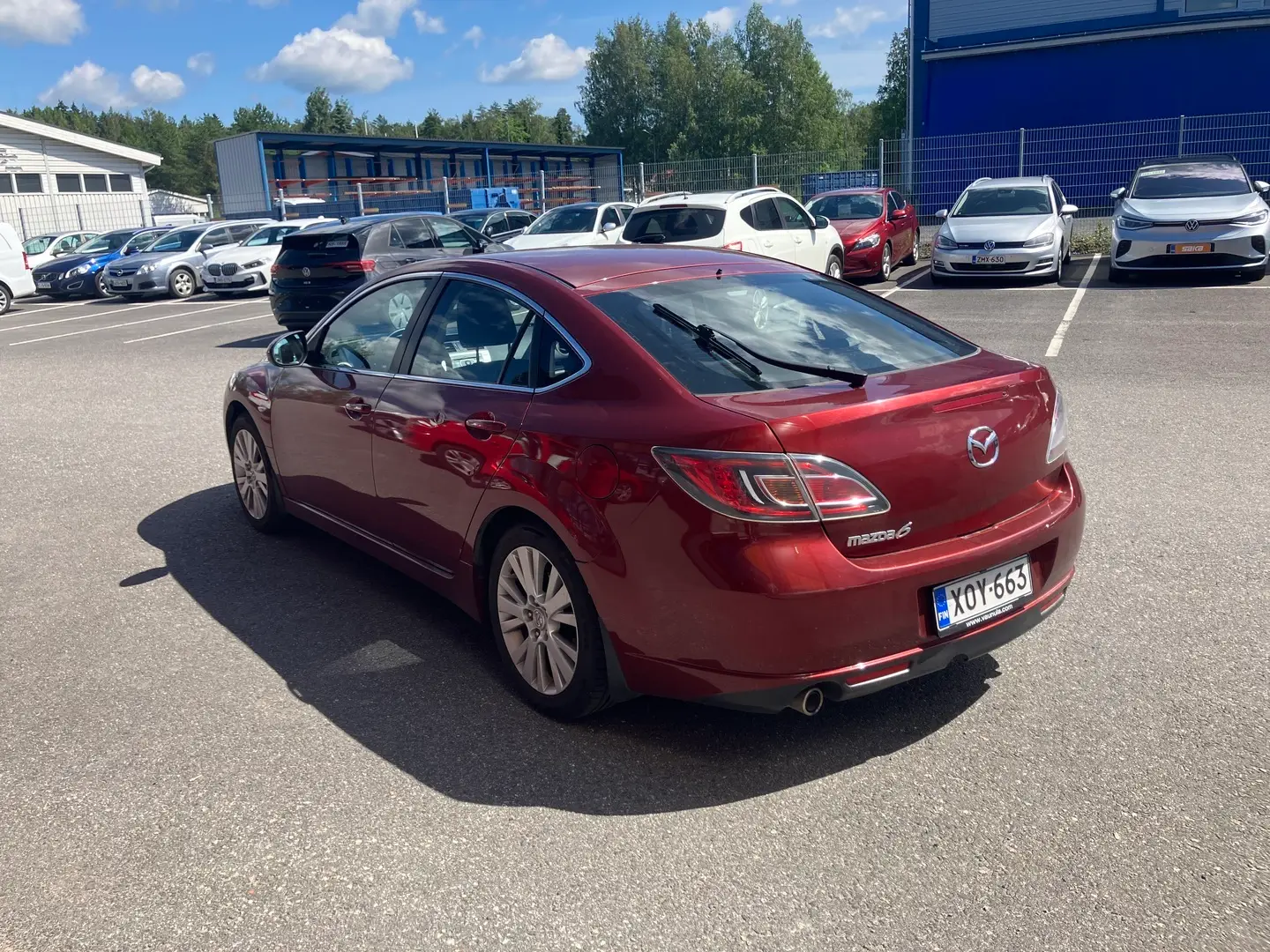 Car Image - 2fDMDo0DqeUfq2lViGBzrX