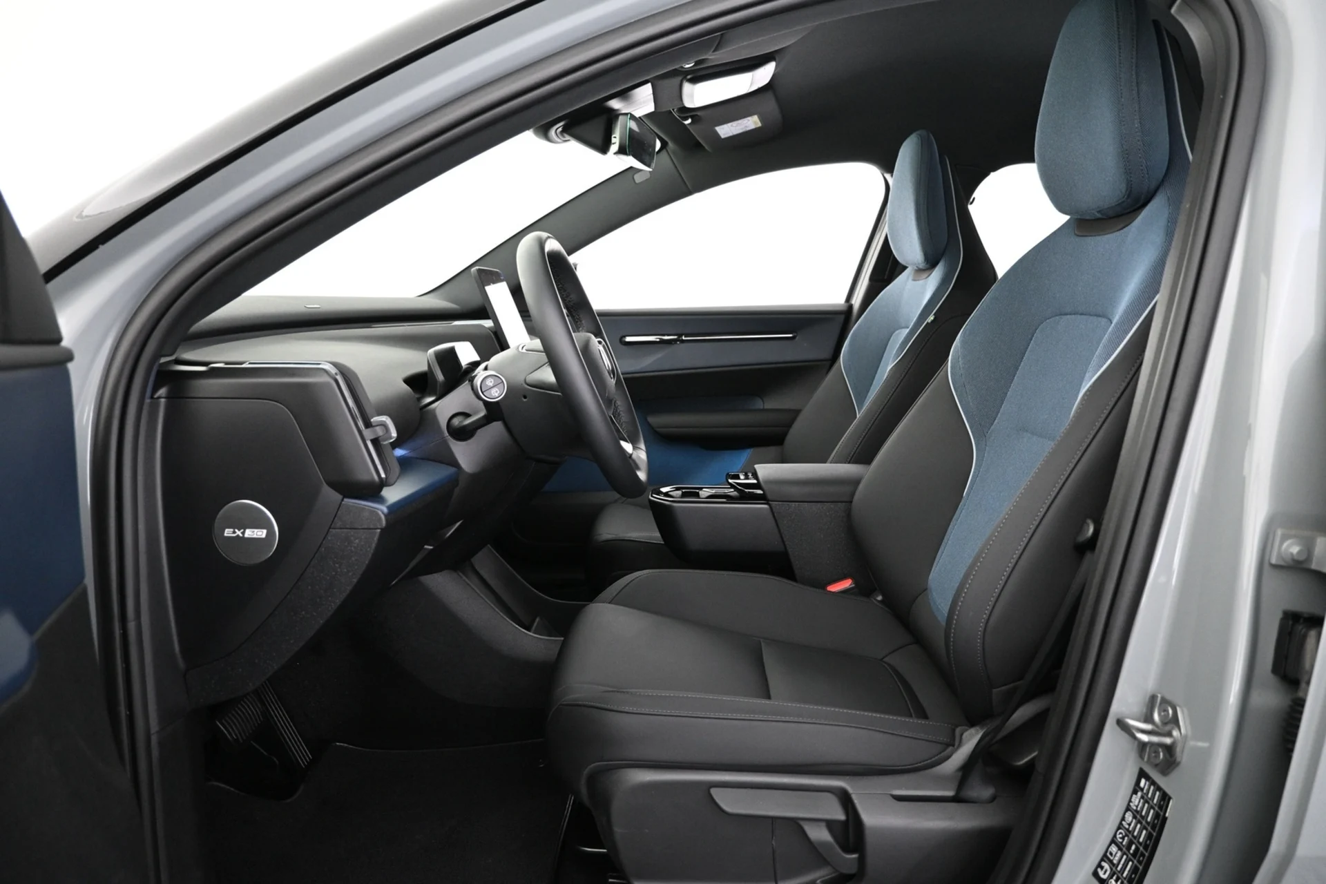 Car Image - 3MT962SBnLPcqZMViPIskL