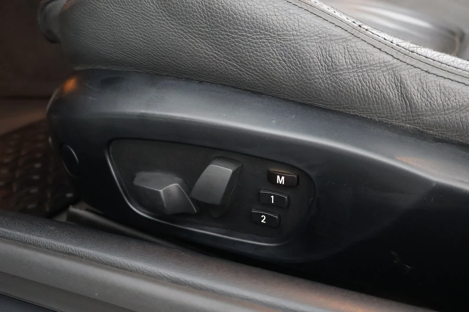 Car Image - 3KypzUSgvEKfoO6W8reJ8f