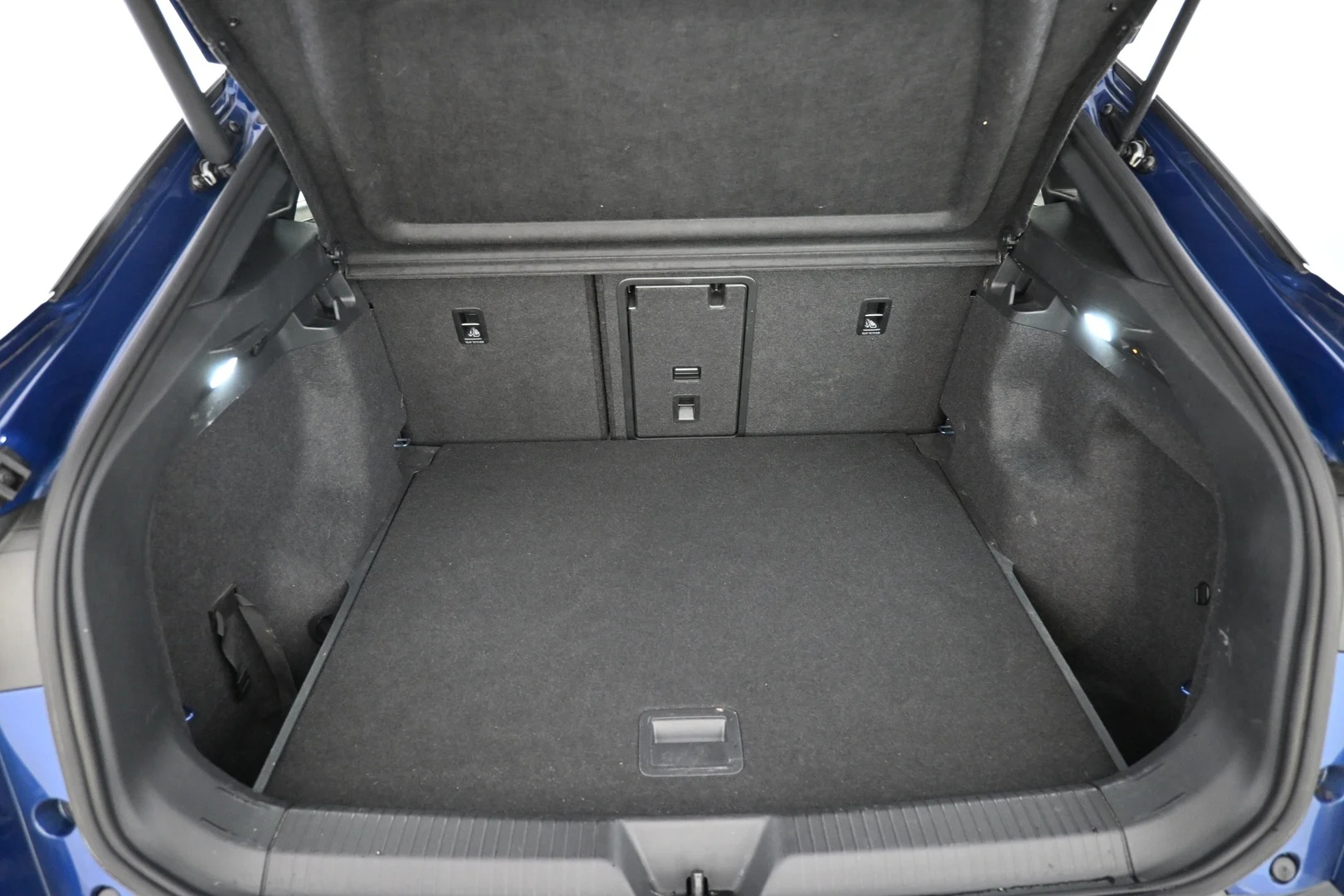 Car Image - 1We3c7ODaHSfZM1O75l8pd