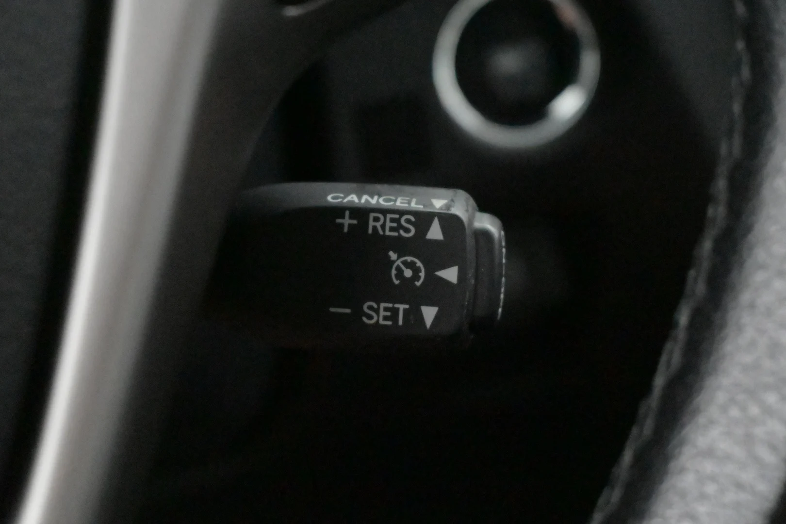 Car Image - UpGWMVqGf5gG4rkc98Ly8