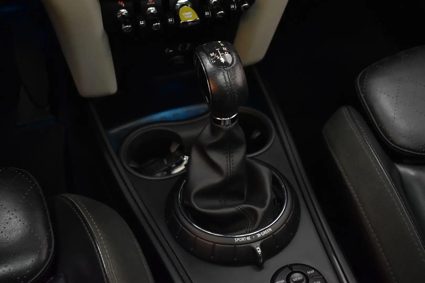 Car Image - TLMuYTmmSDUf3TkvFxGbd