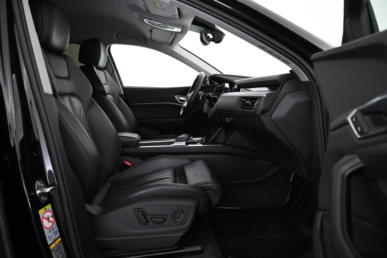 Car Image - 5dnuIRt0wtTDSTMSTHRwzG