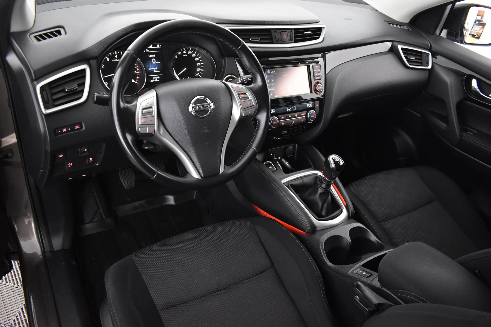 Car Image - 7dJMXWN0wWdeQ6fYTXaIV2