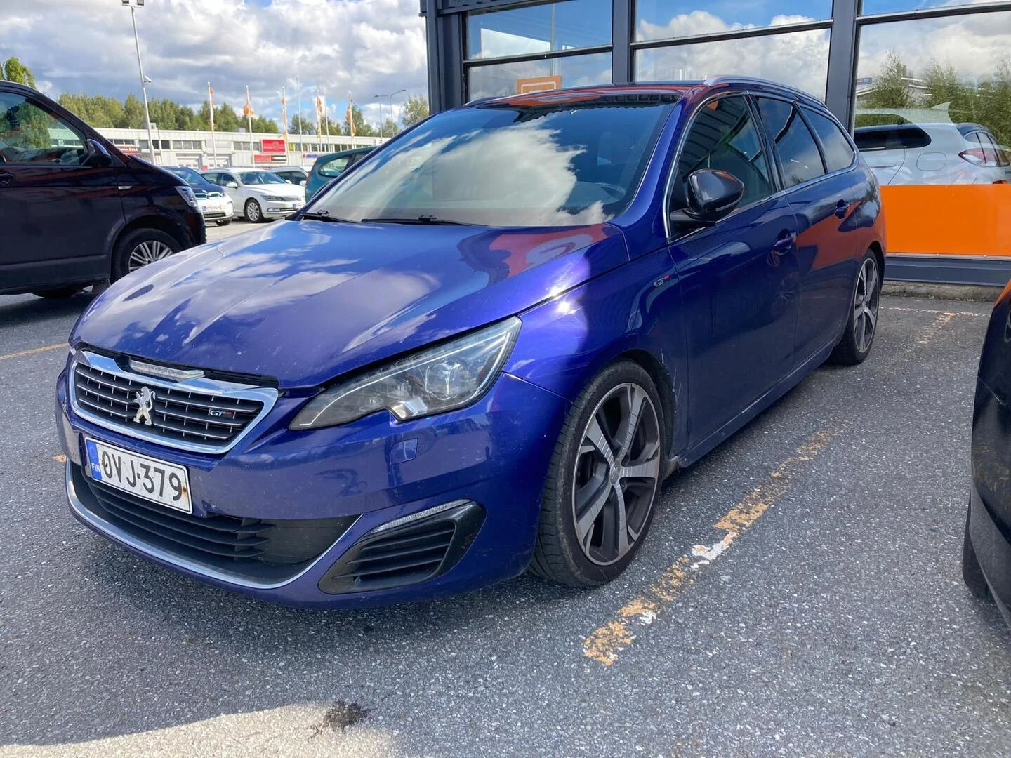 Car Image - 6PwdQOYWZ1UAkH8EaUP8uV