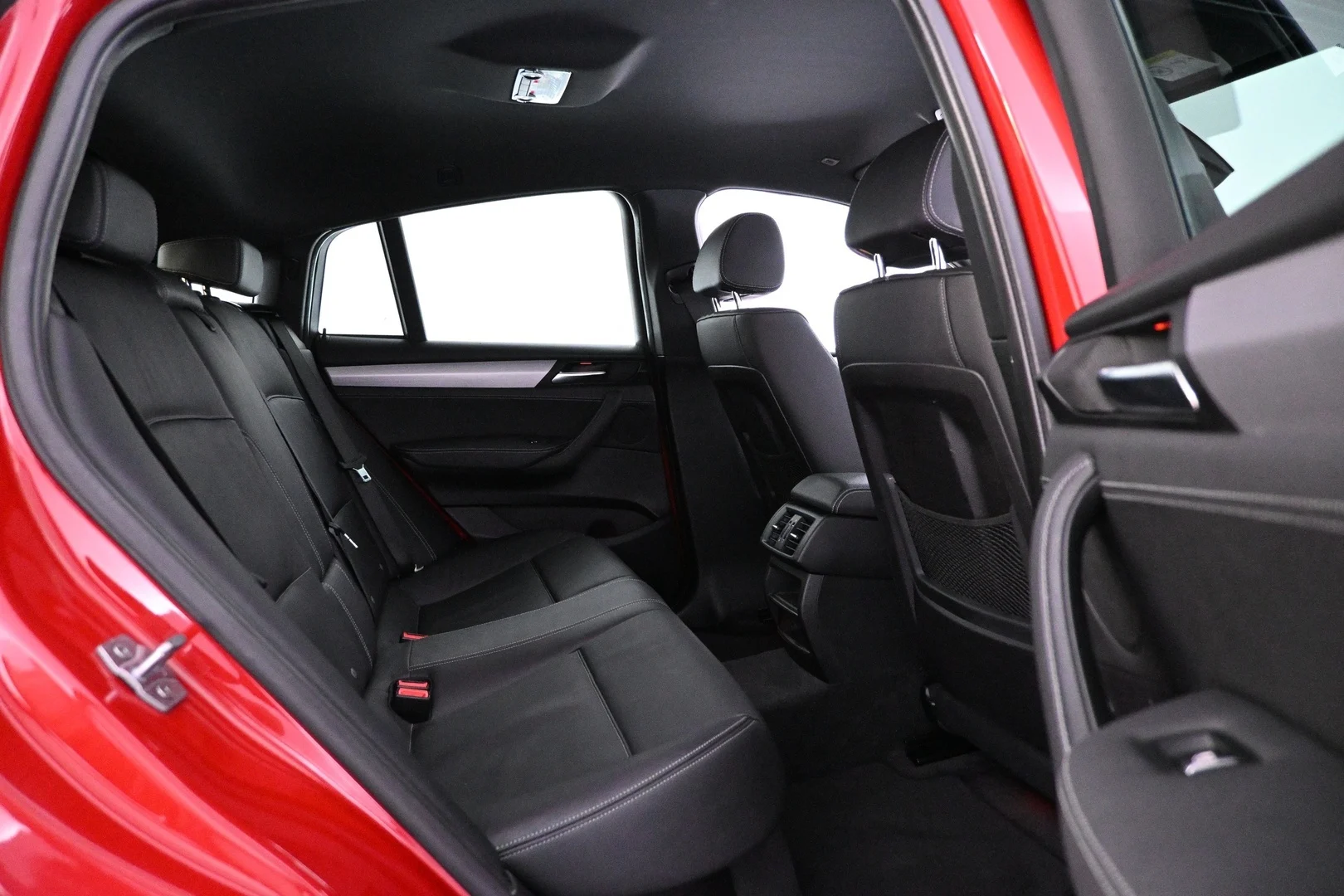 Car Image - 5f0OYZyuHLEblWWpumDCFo