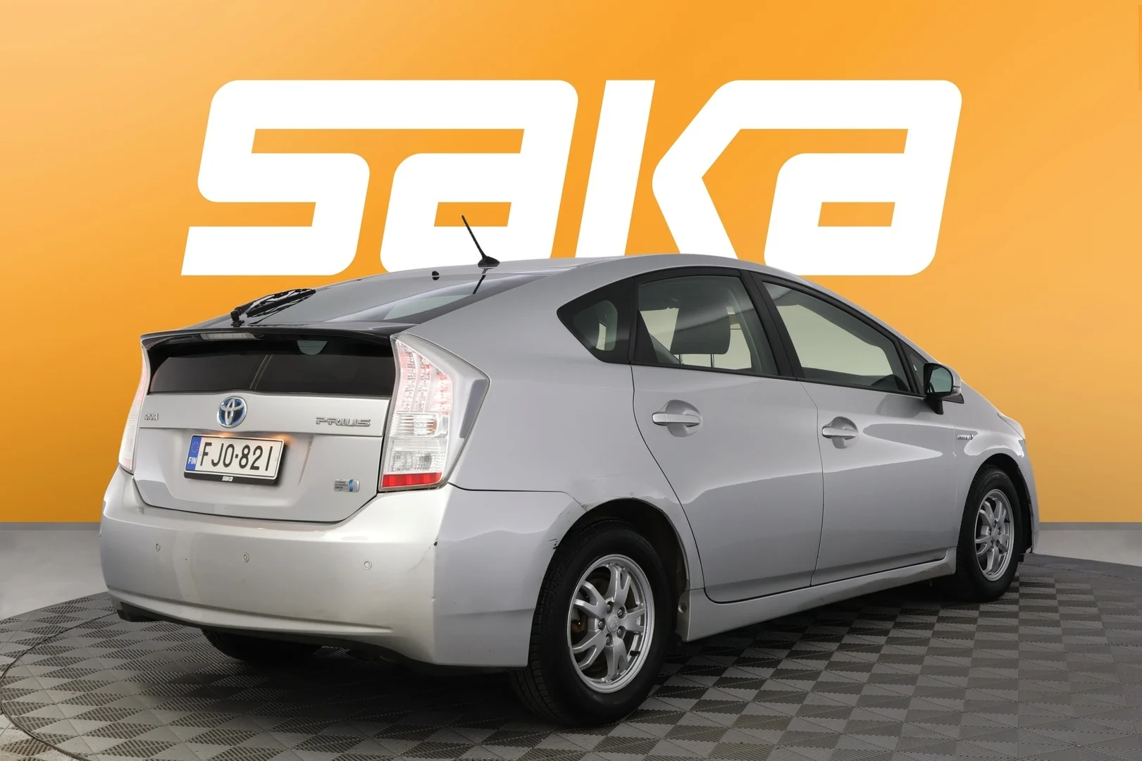 Car Image - 16Y1M7k3GdNaAiVqEKyetM