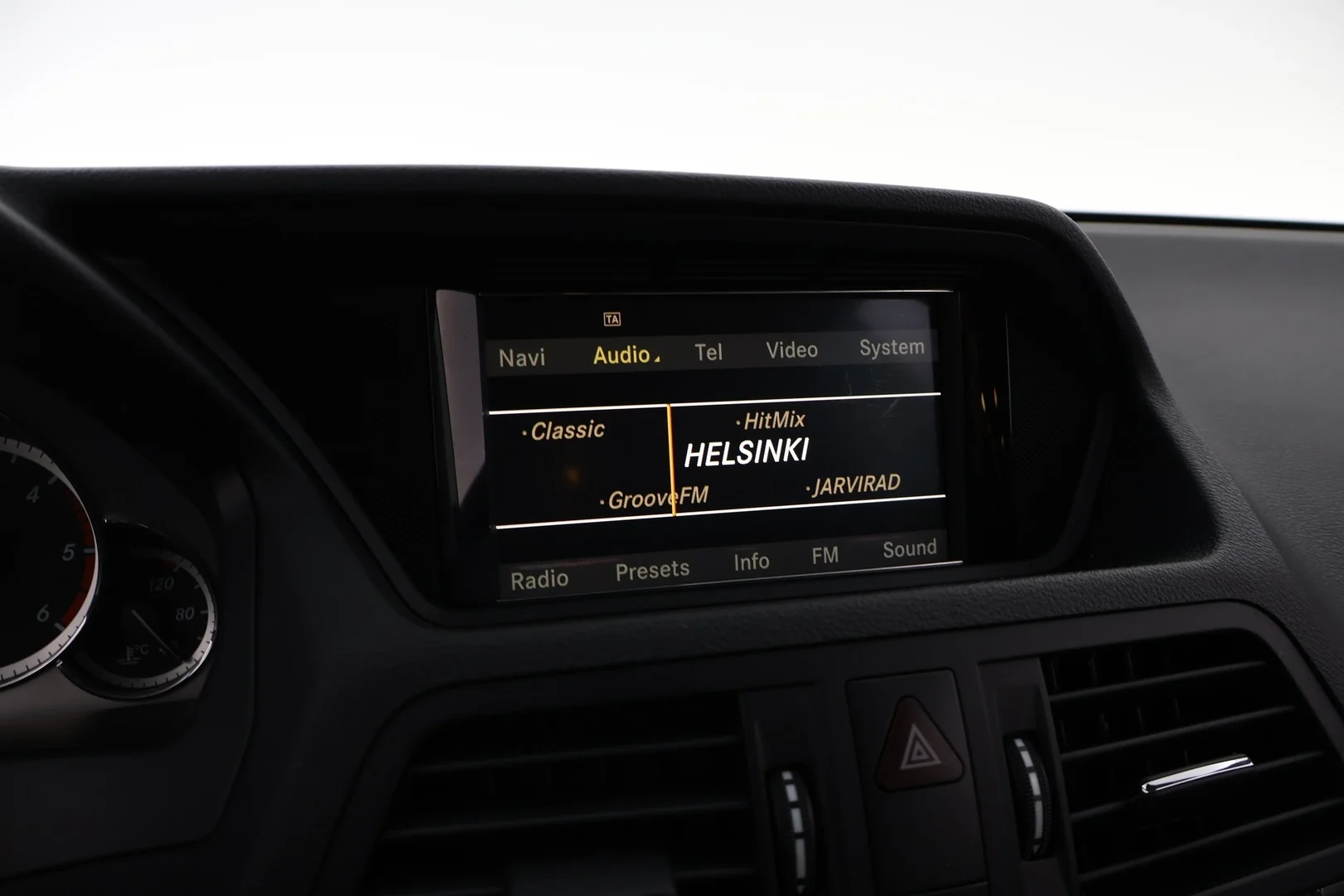 Car Image - 2o3m280HEmD4iZ9e4Q8fSf