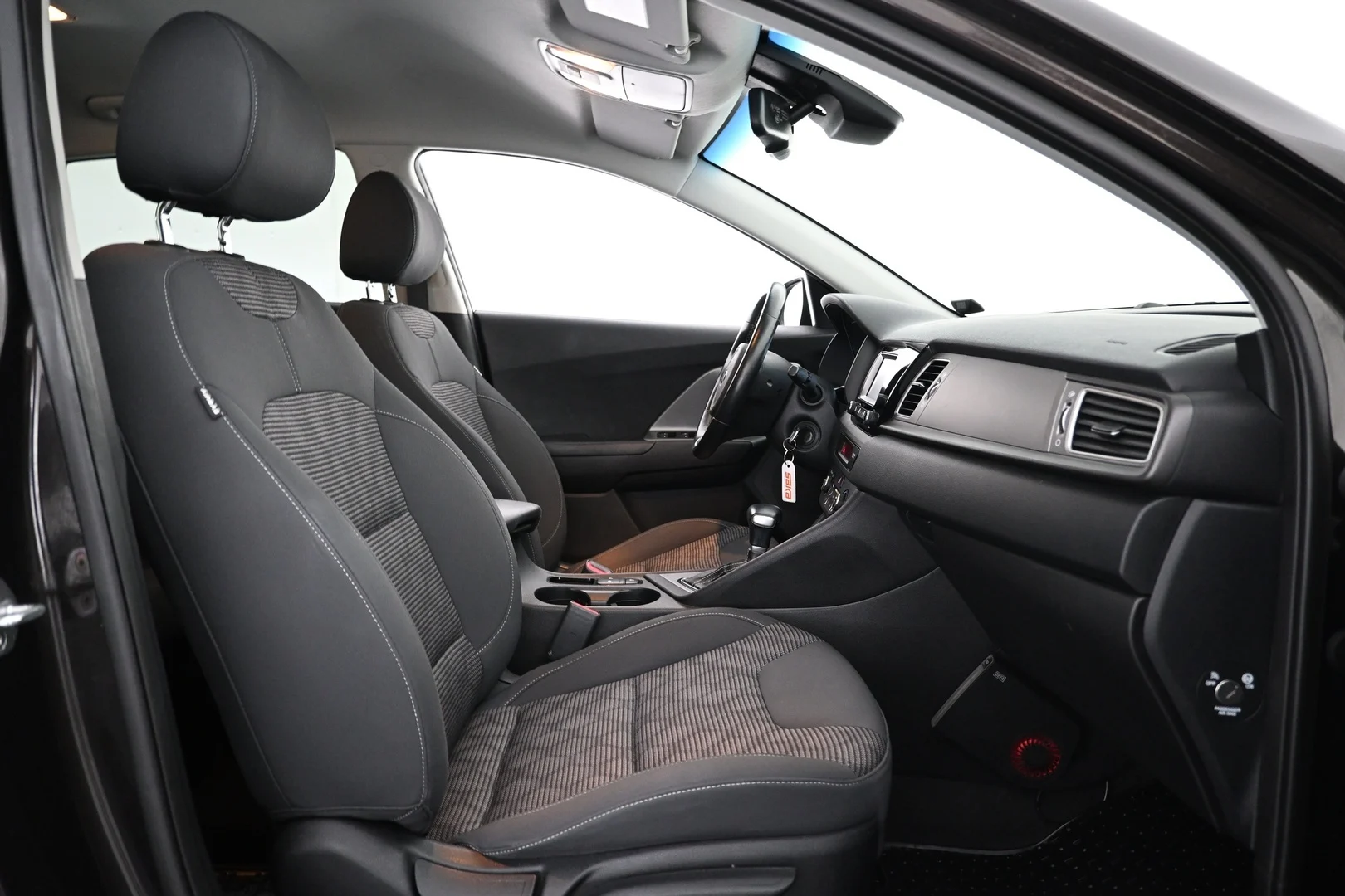 Car Image - 2qUq581ISykz2bl7R6qQU4