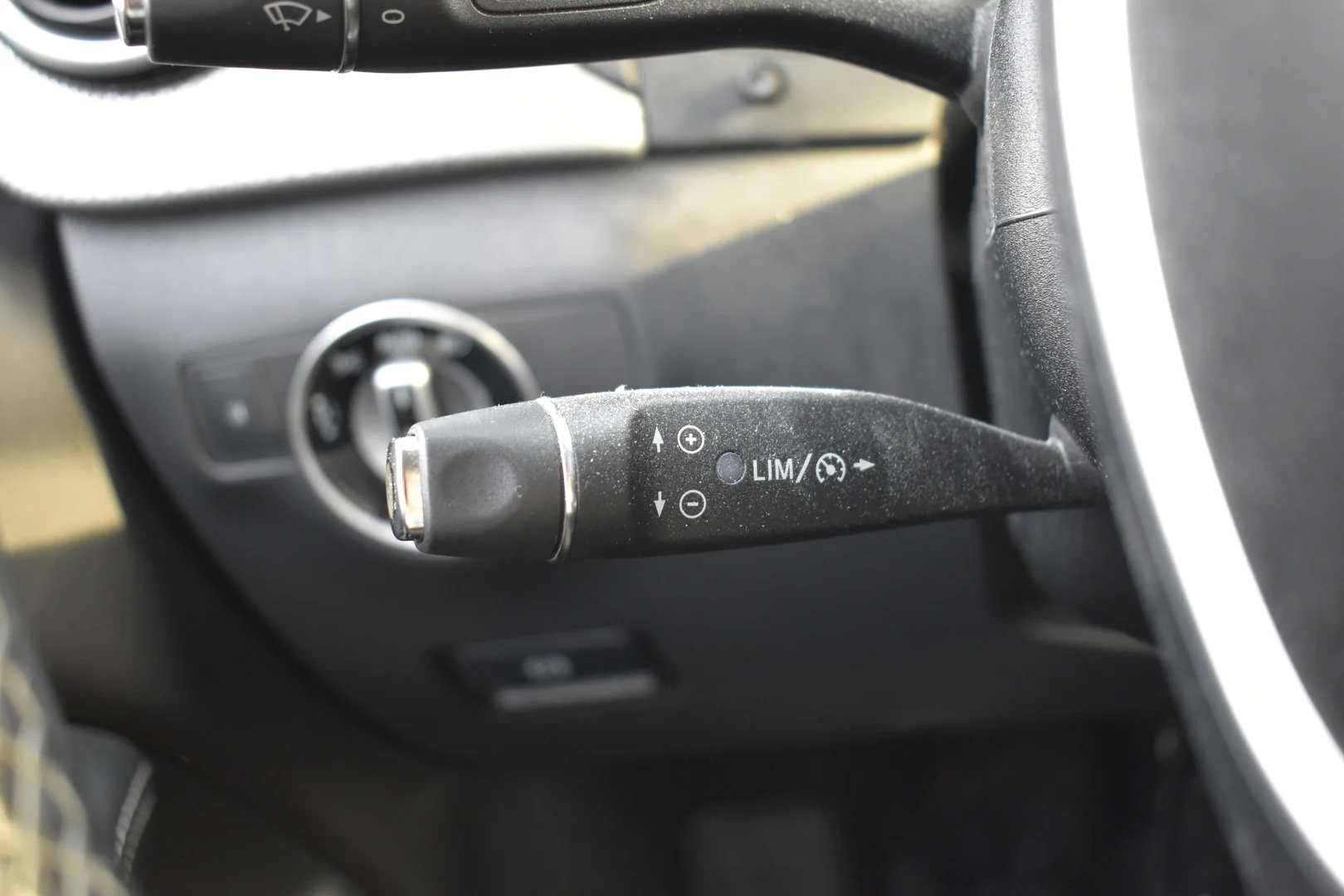 Car Image - 4kfzjWlrq2Fqd3mZjvnlrk