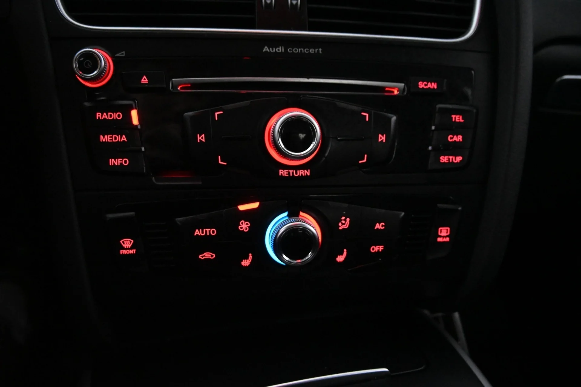 Car Image - 3QBGvw8PVBQq7HvKaqLOzv