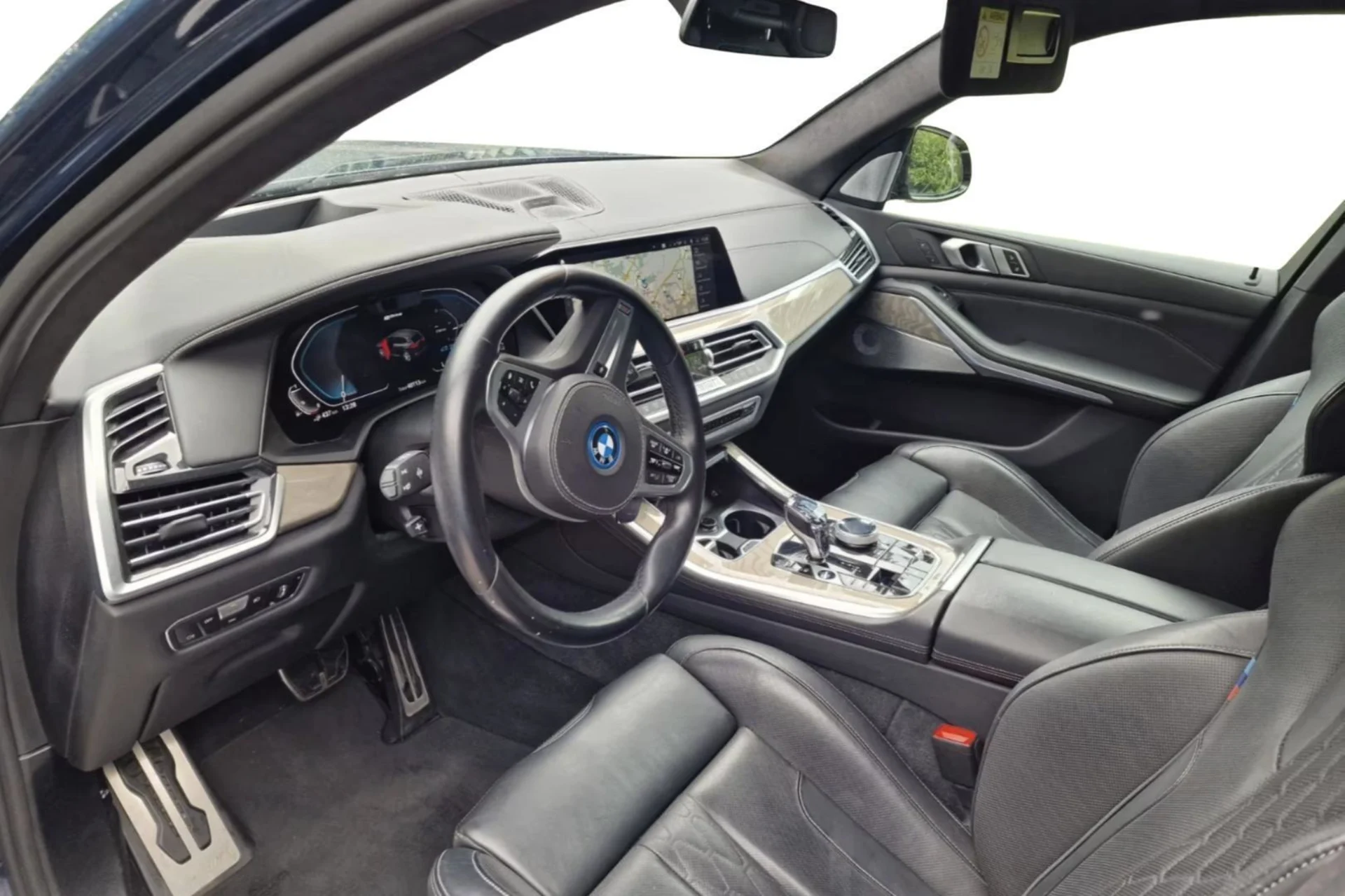 Car Image - 2LxNNLIDiRHcM1MCWtXokh