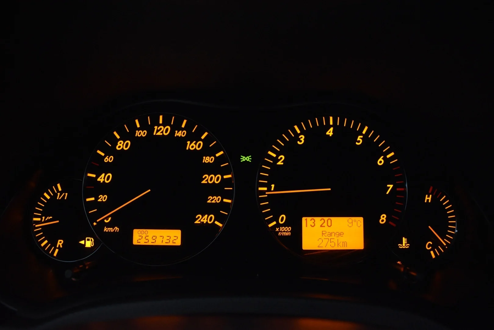 Car Image - 2q50RGyxhWfQJbCkbFjWVT