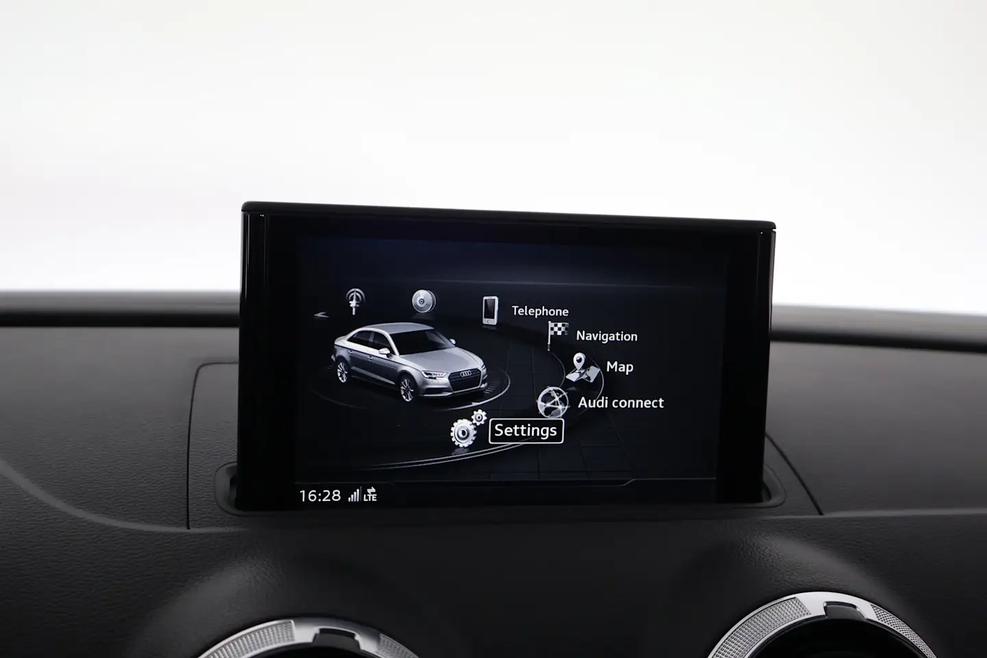Car Image - 6RjbAmKPVLMCjf4Z5MgZCN