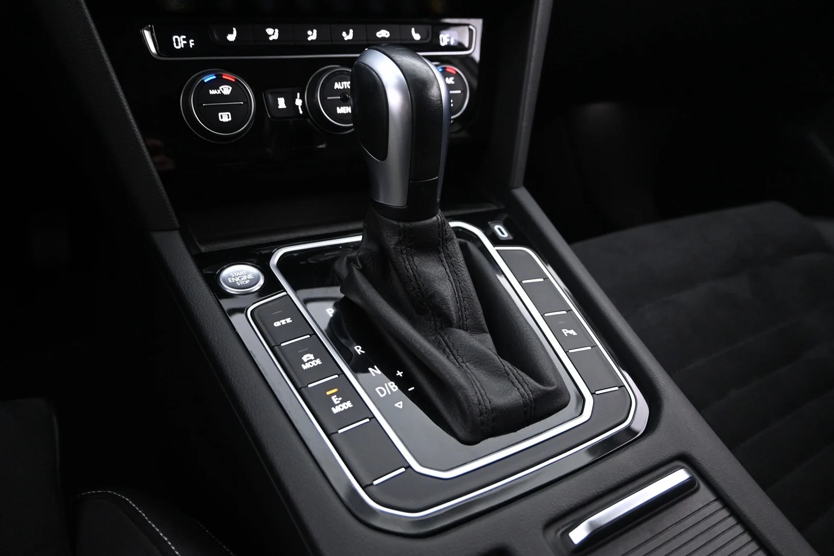 Car Image - 6I9wHIyKtGSjYSJojbTJh3