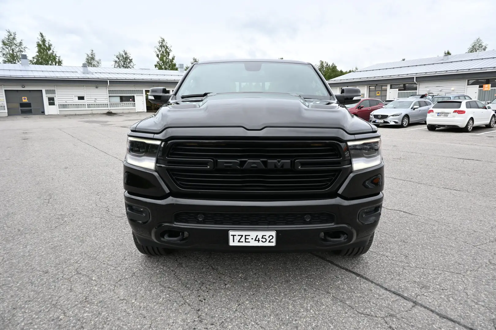 Car Image - 26WSk6kyeyvDoexXqyZiEj