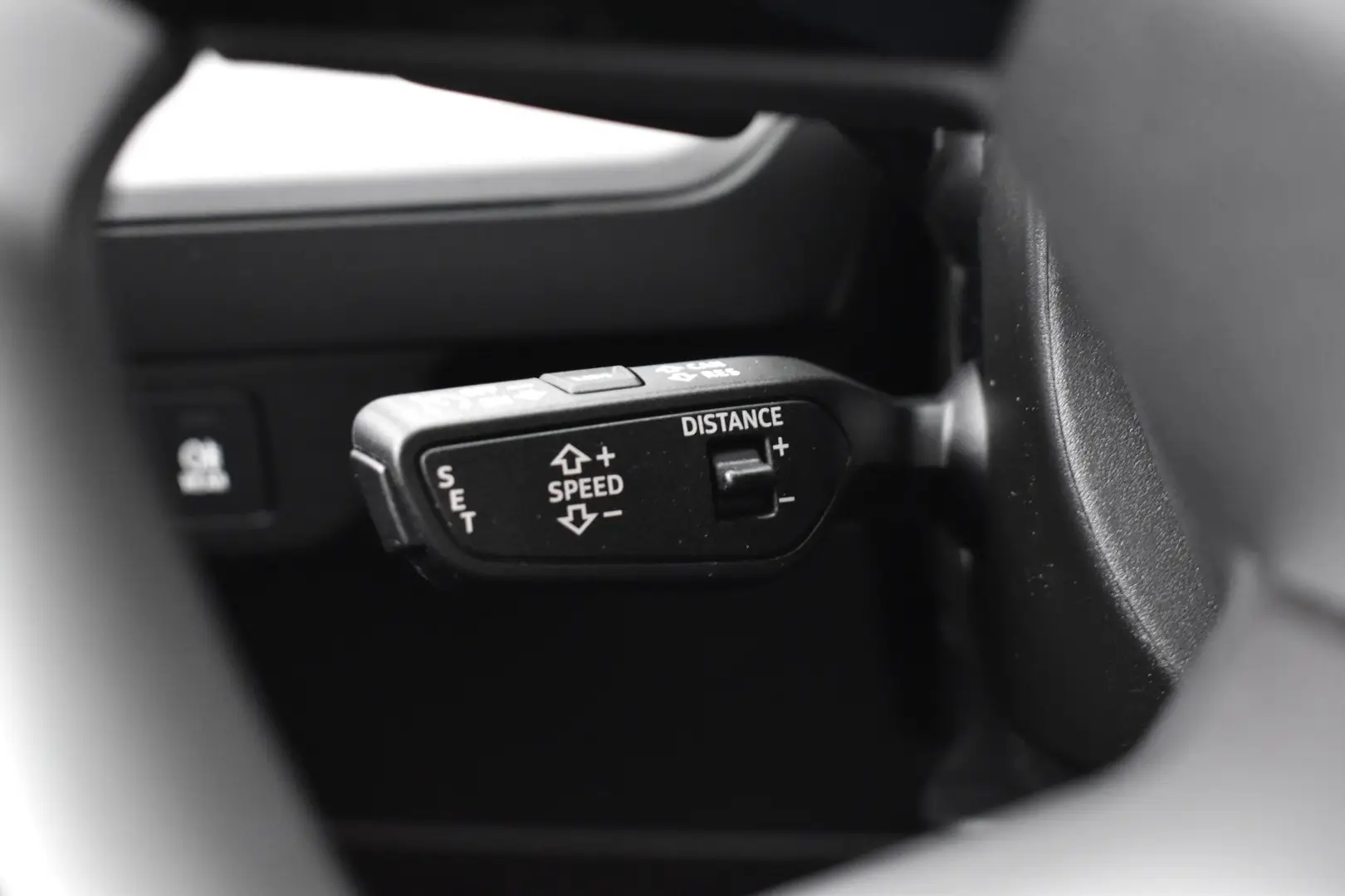 Car Image - 18DJAGNv3rSYqBkniSjbZa