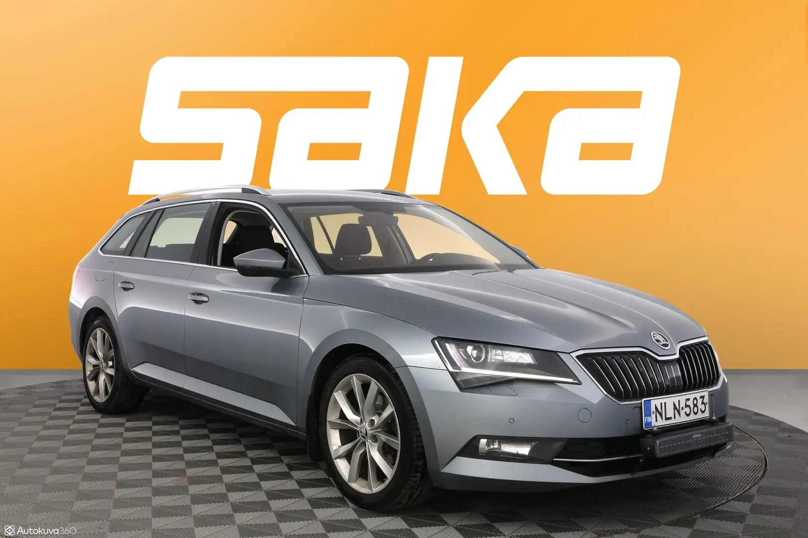 Car Image - rCaJJ6GTmym3gfVvIQGIc