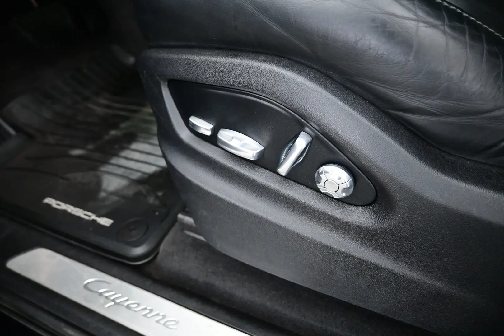 Car Image - 5CAICZhq1O5A2GPm4f9VDS