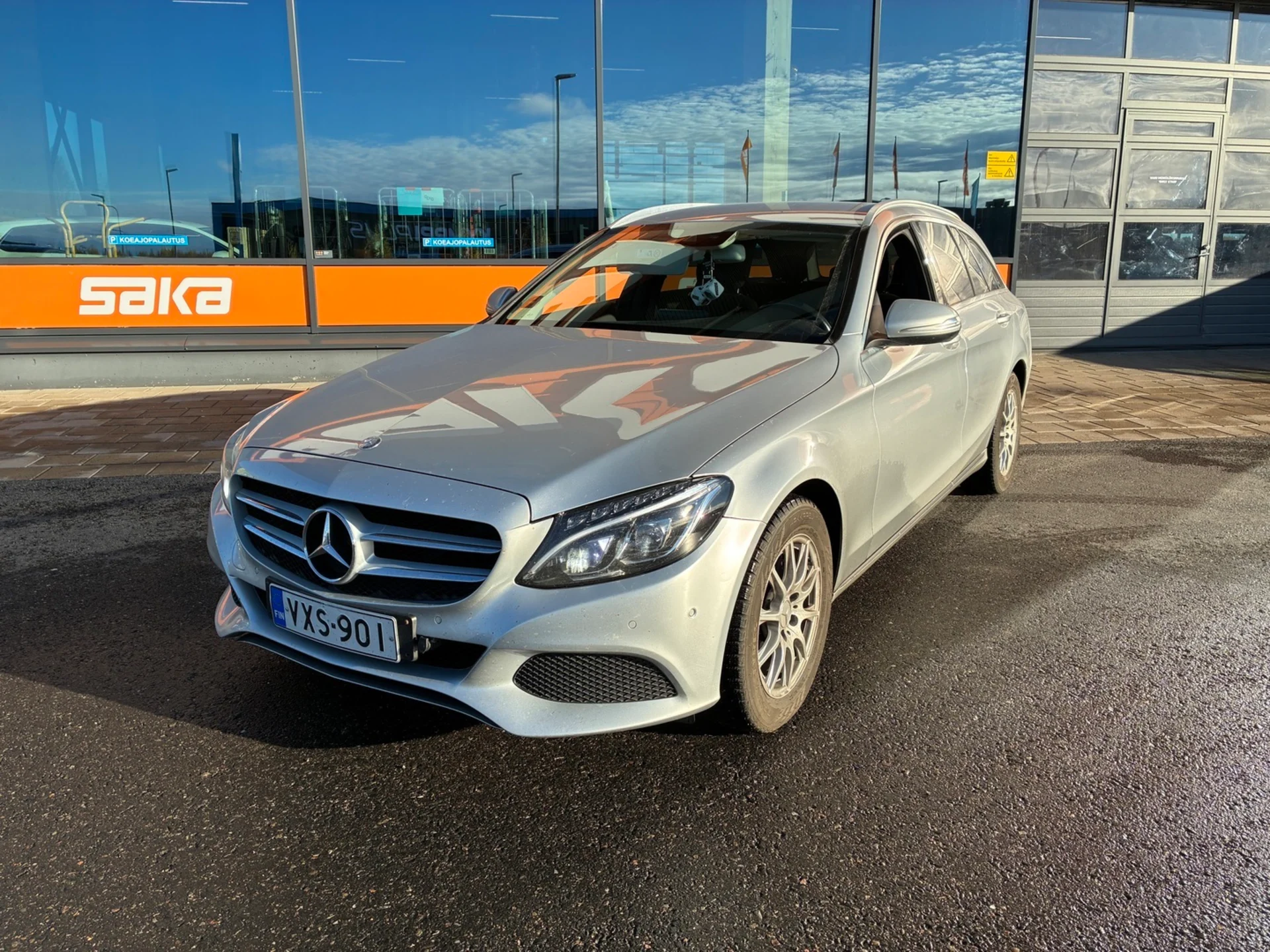 Car Image - 26TTFTRNpMEvhm6r79tIS5