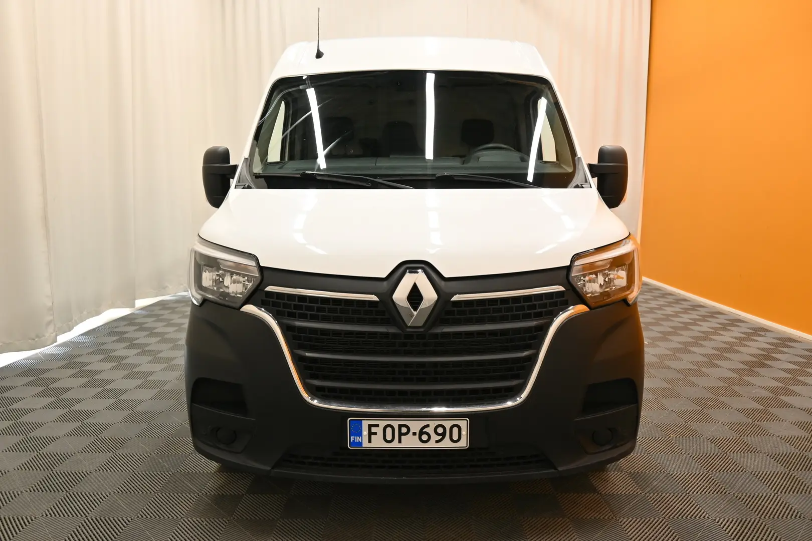 Car Image - 6tYtiLMKProEjgyMJtFGl6