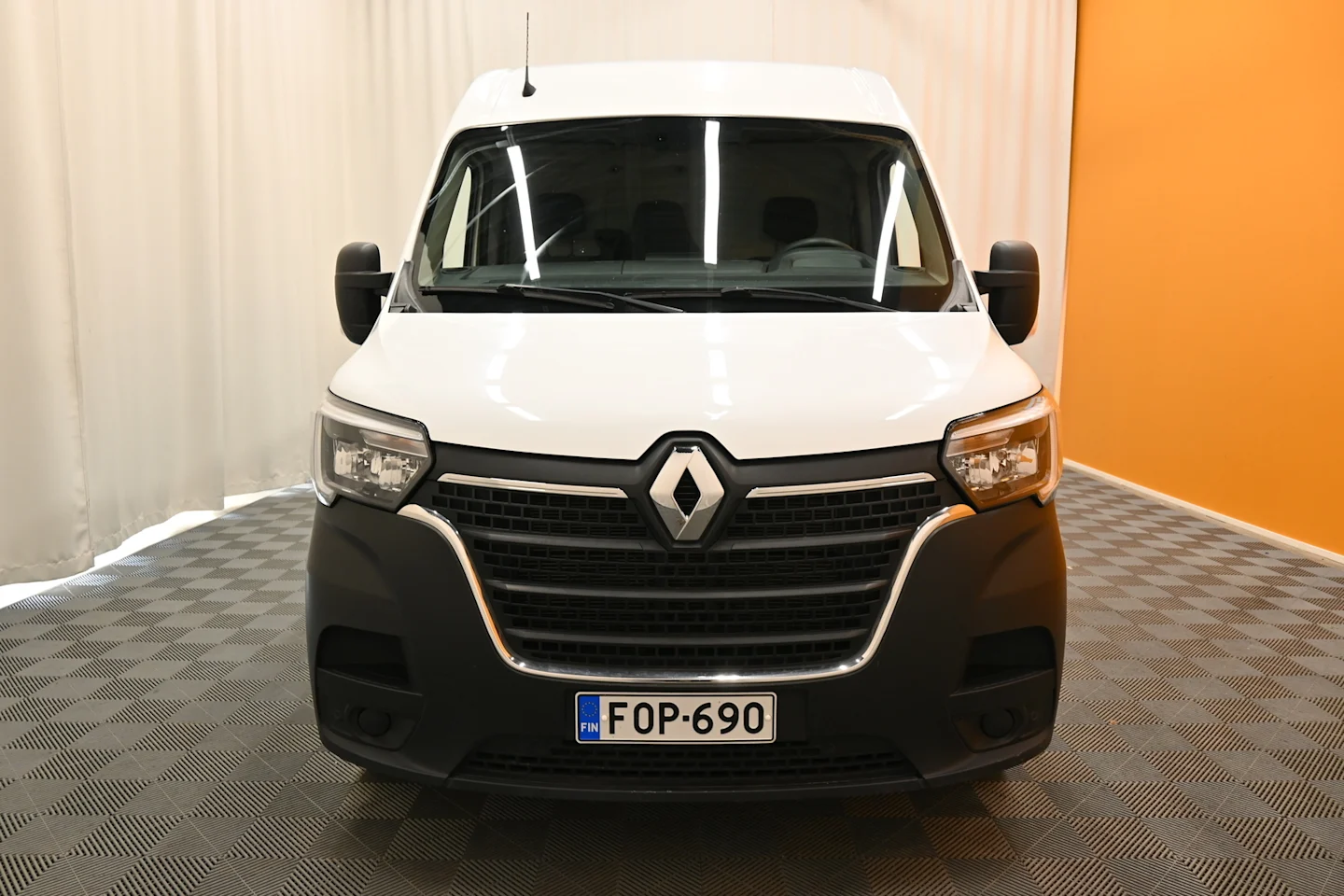 Car Image - 6tYtiLMKProEjgyMJtFGl6